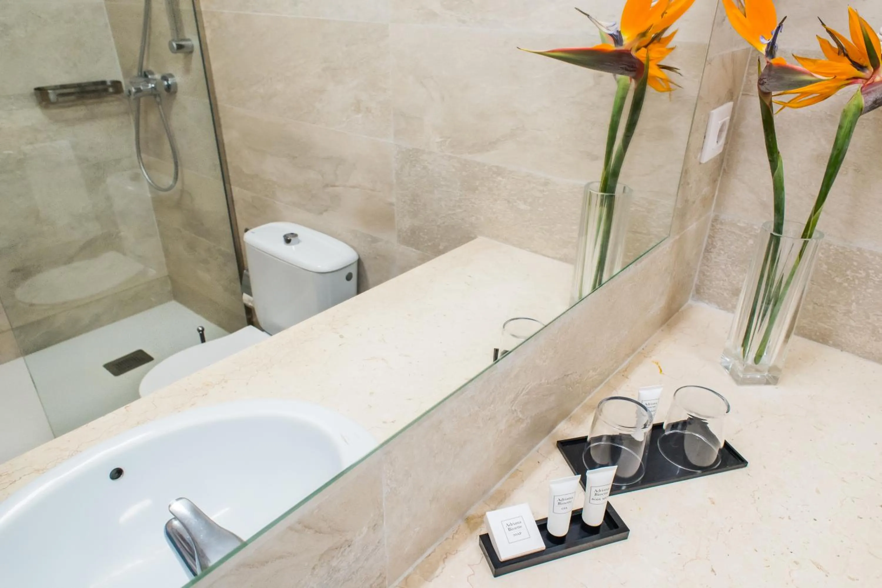 Bathroom in Dunas Club - Hotel & Apartamentos