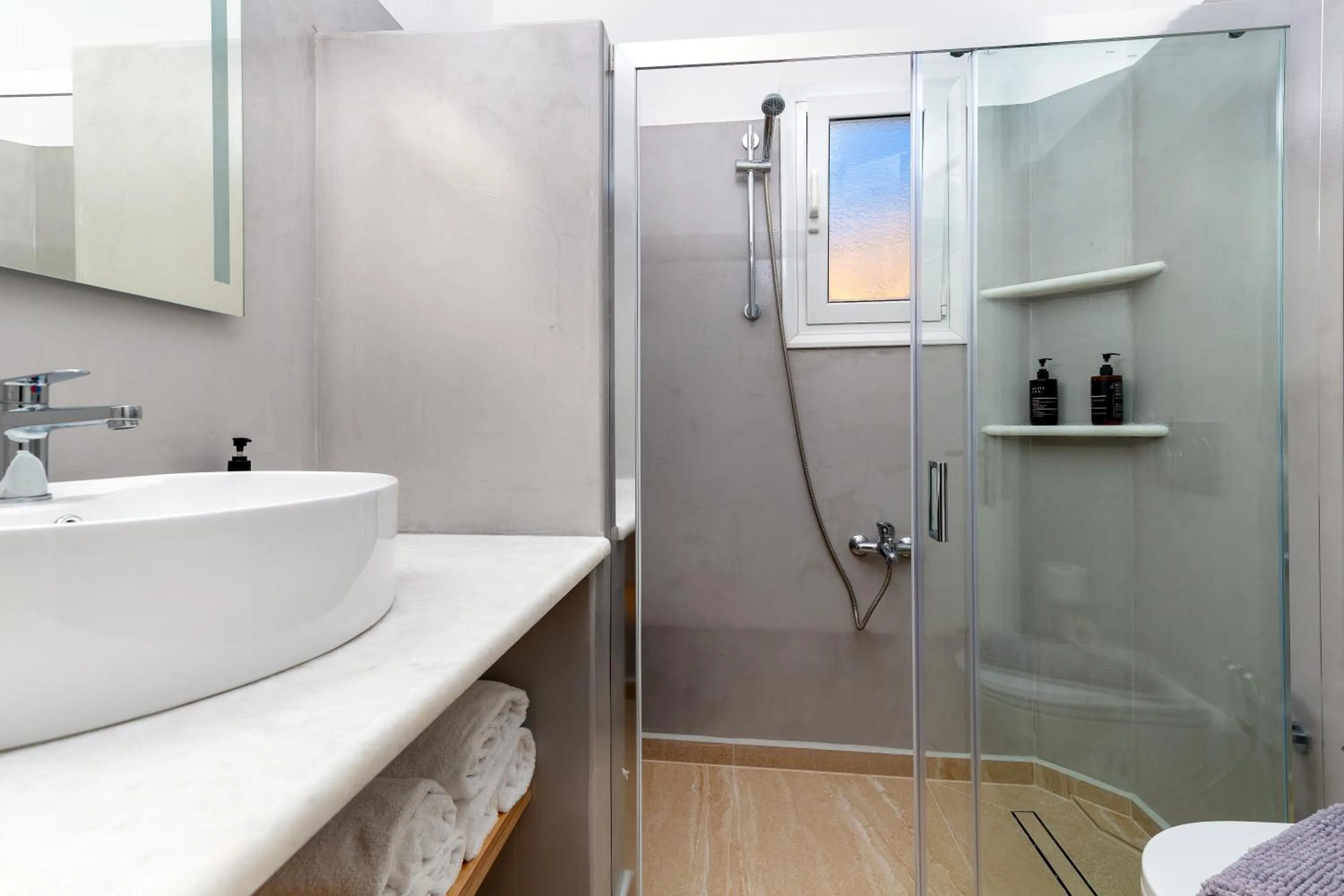 Shower in Pyrgaki Hotel