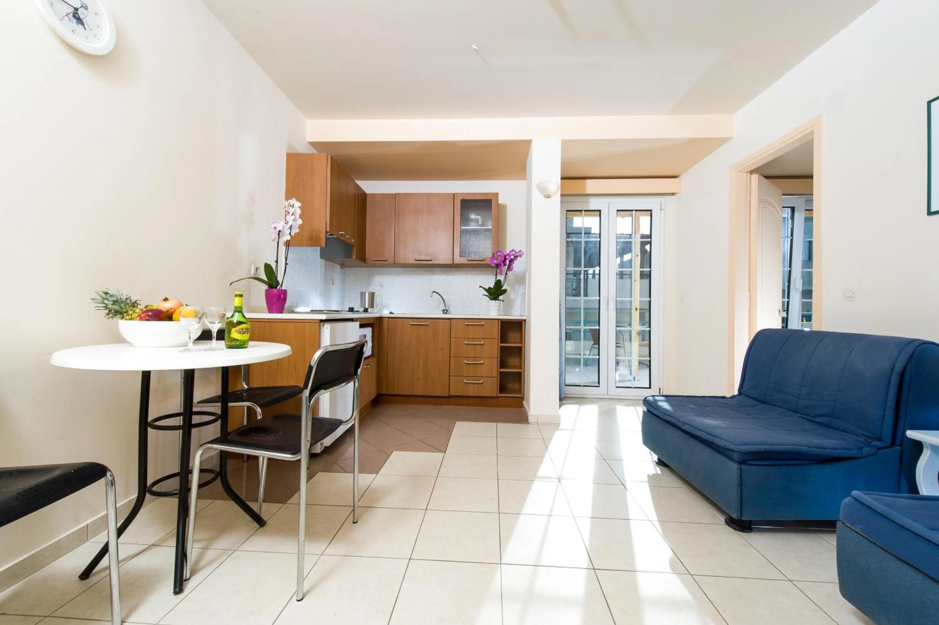 Dining area in Creta Hotel