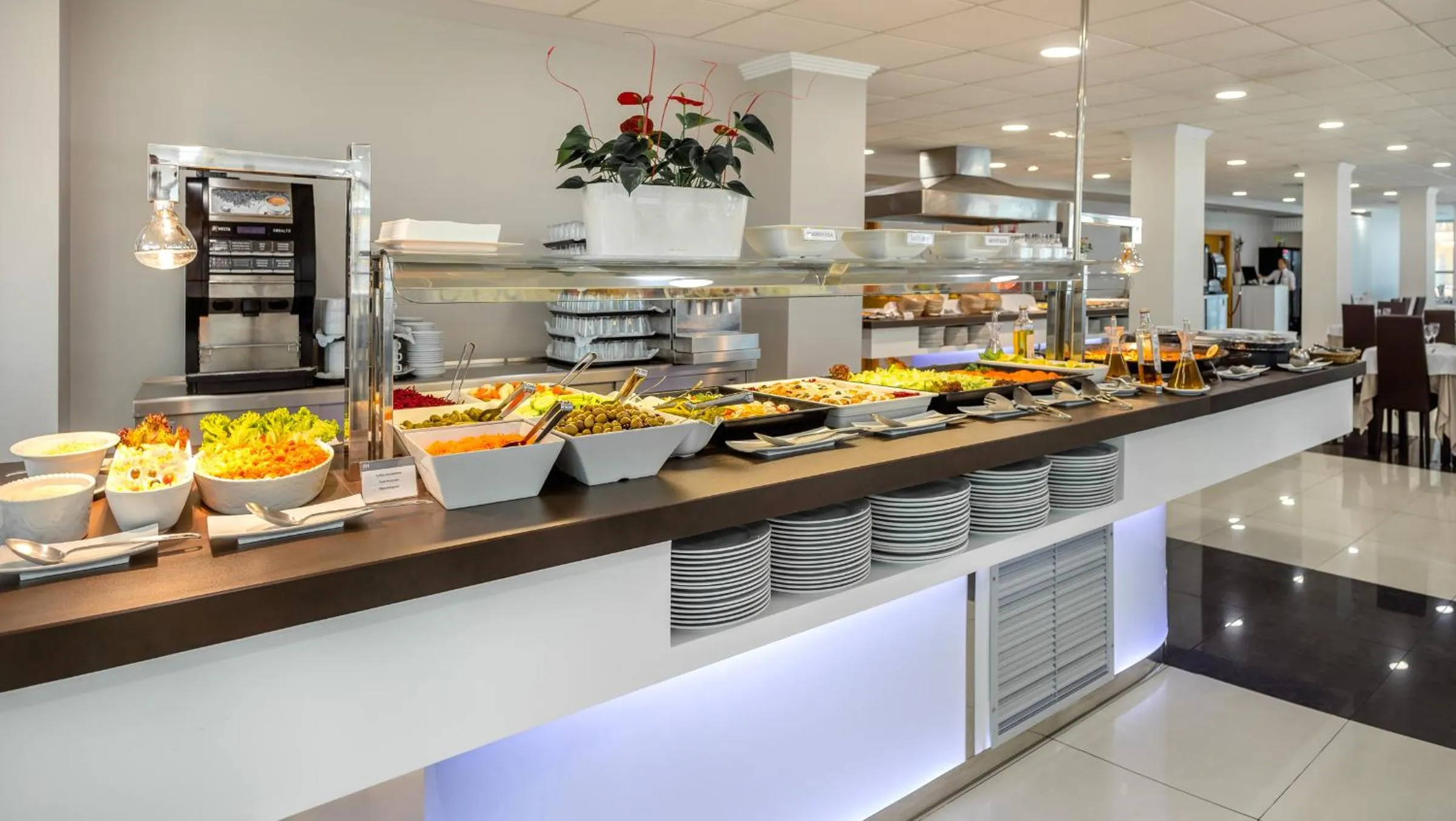 Restaurant/places to eat in Hotel RH Gijón & Spa