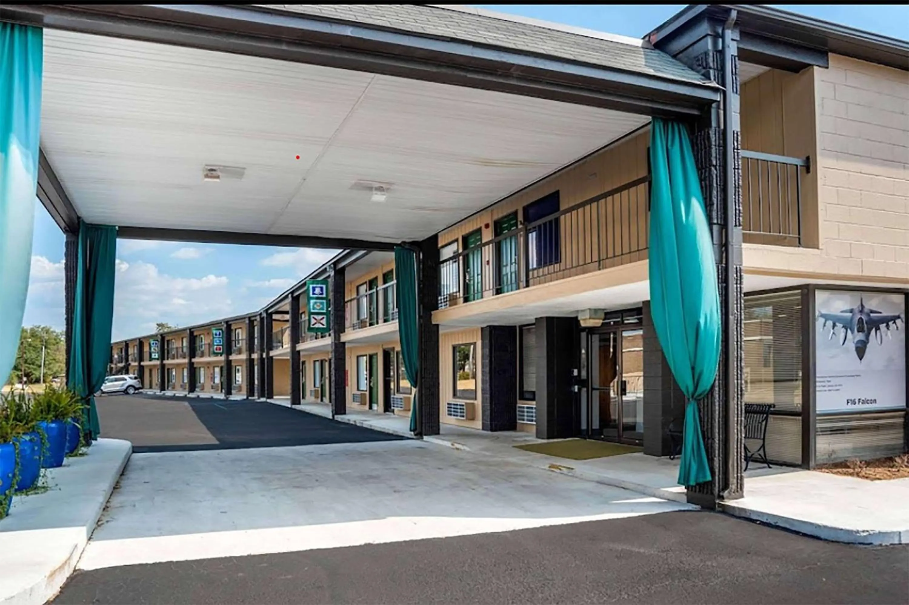 Property building in Super 8 by Wyndham Daleville-Fort Novosel