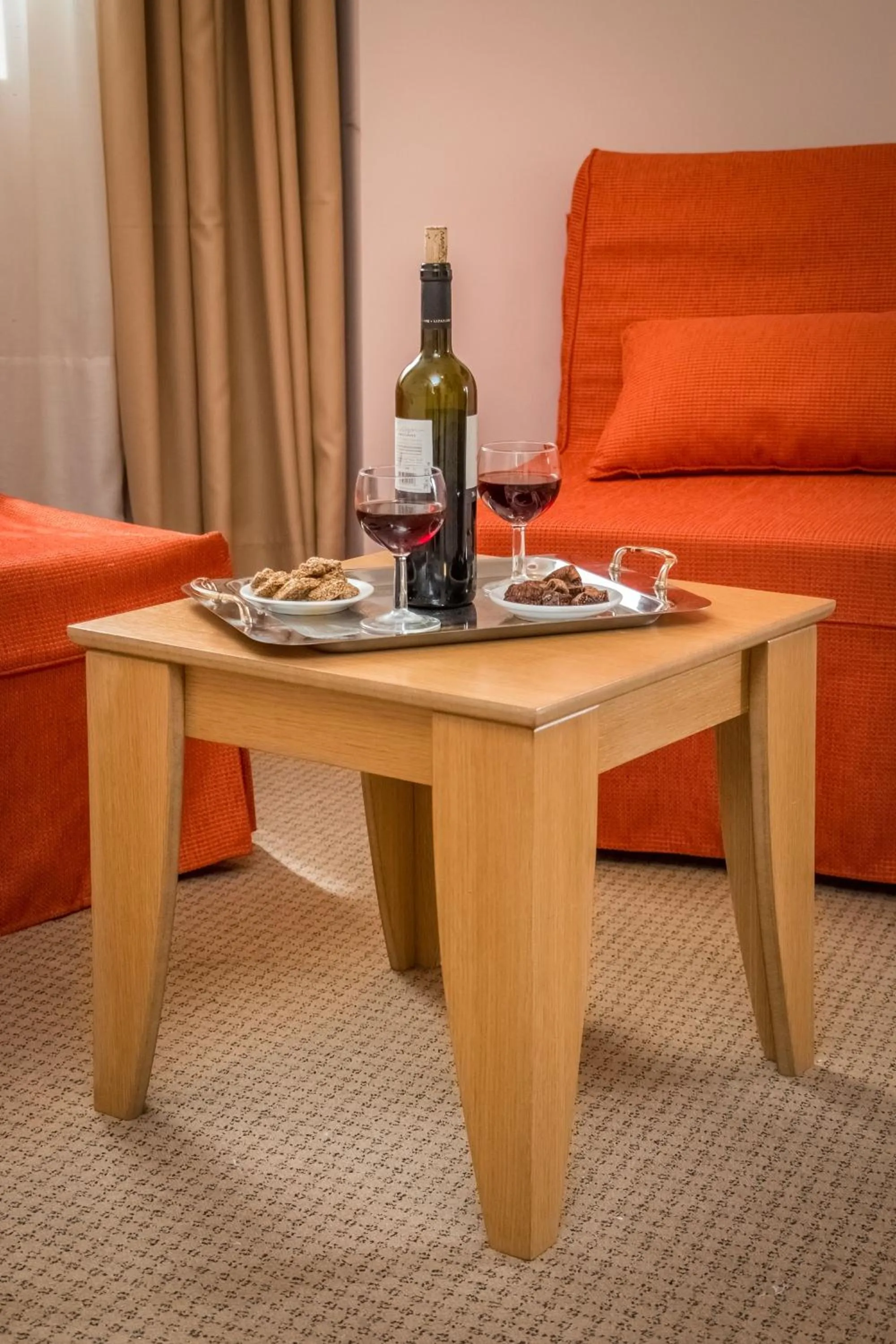 Drinks in Apollo Resort Art Hotel