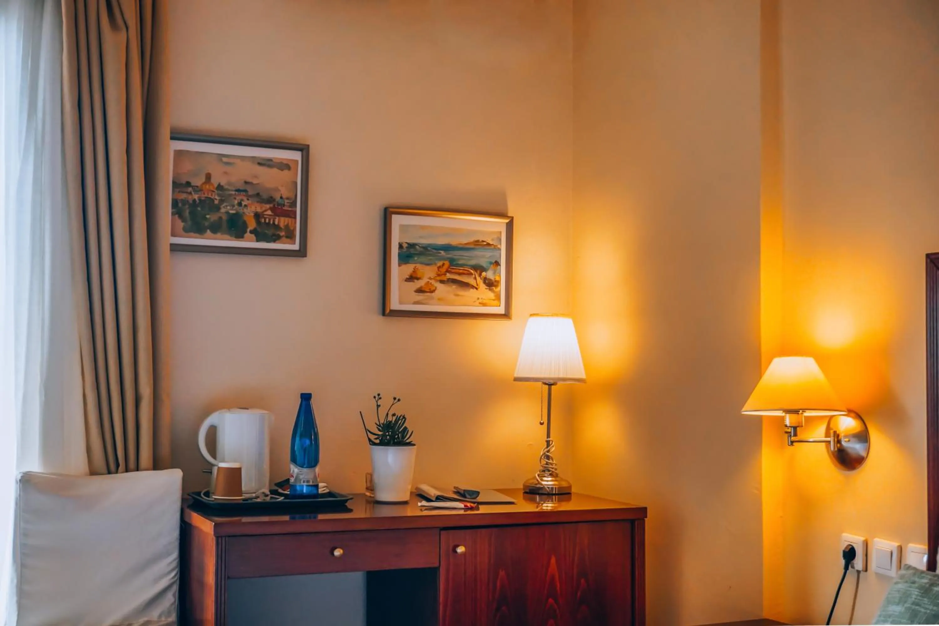 Coffee/tea facilities in Apollo Resort Art Hotel