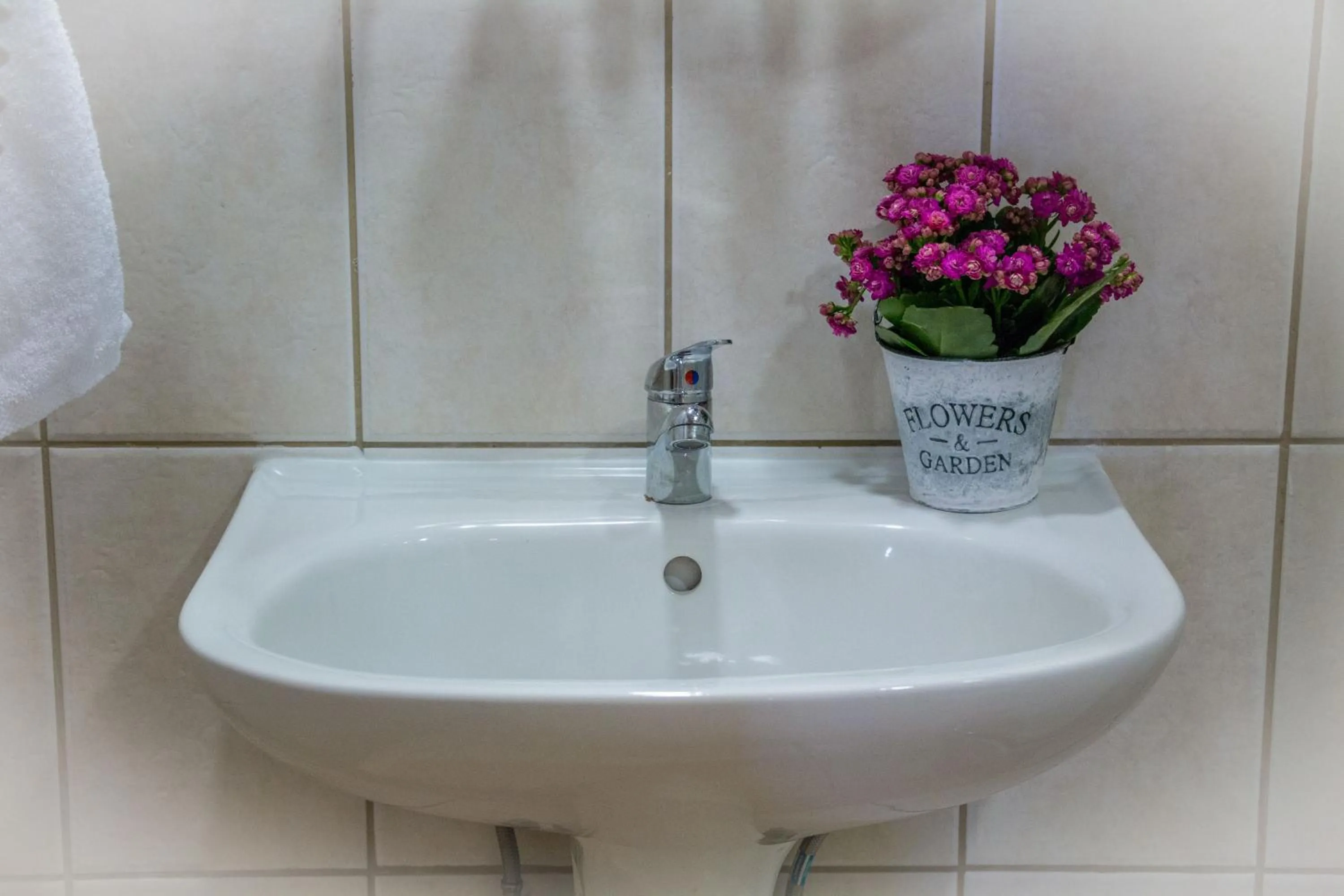 Bathroom in Apollo Resort Art Hotel