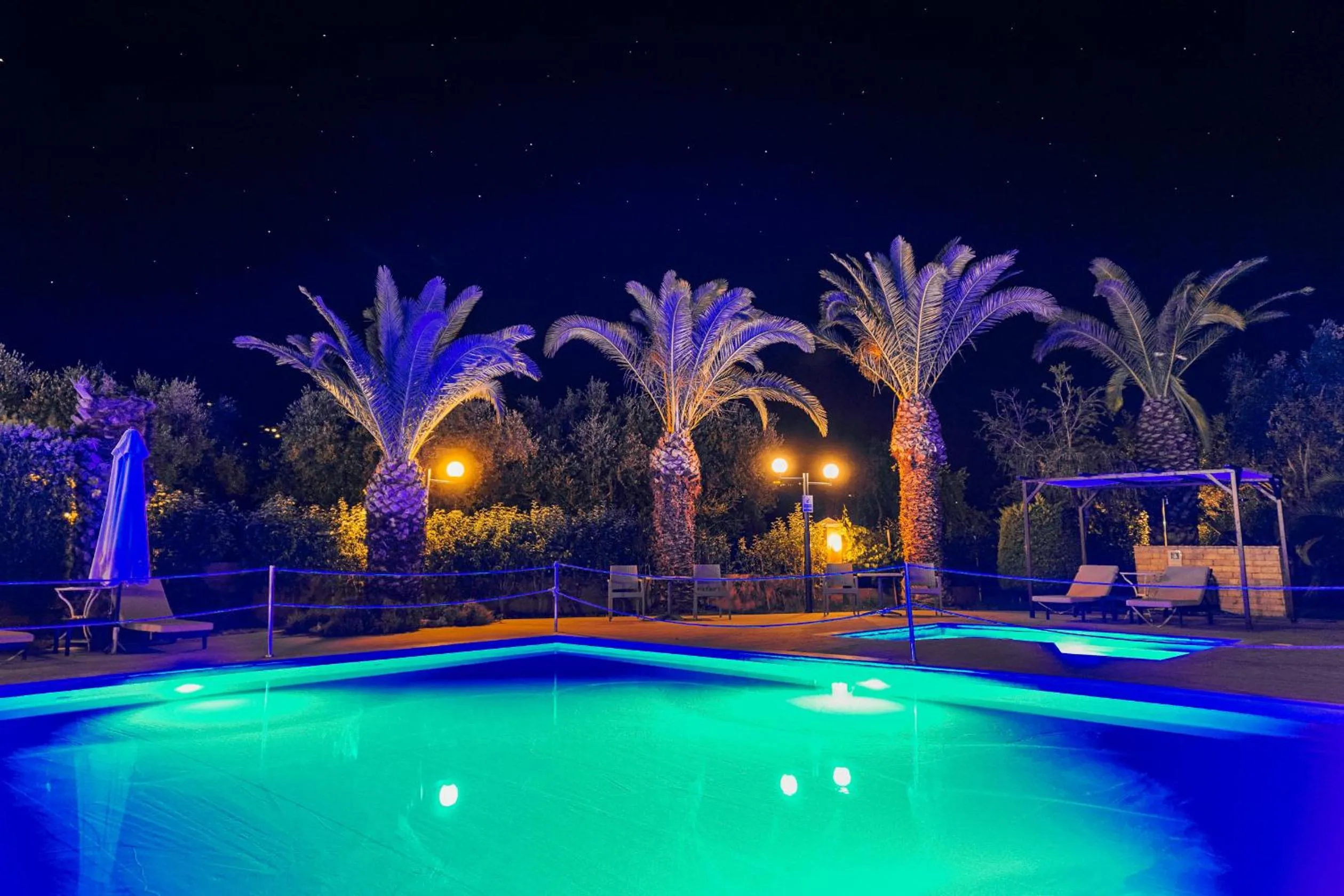 Swimming pool in Apollo Resort Art Hotel