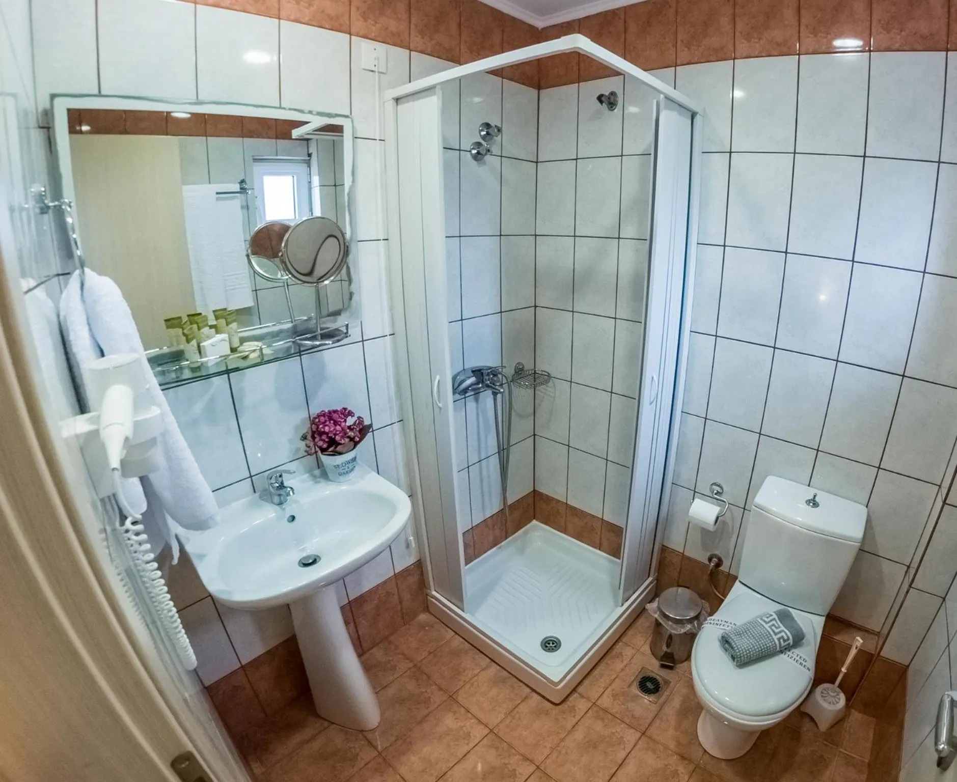 Shower in Apollo Resort Art Hotel