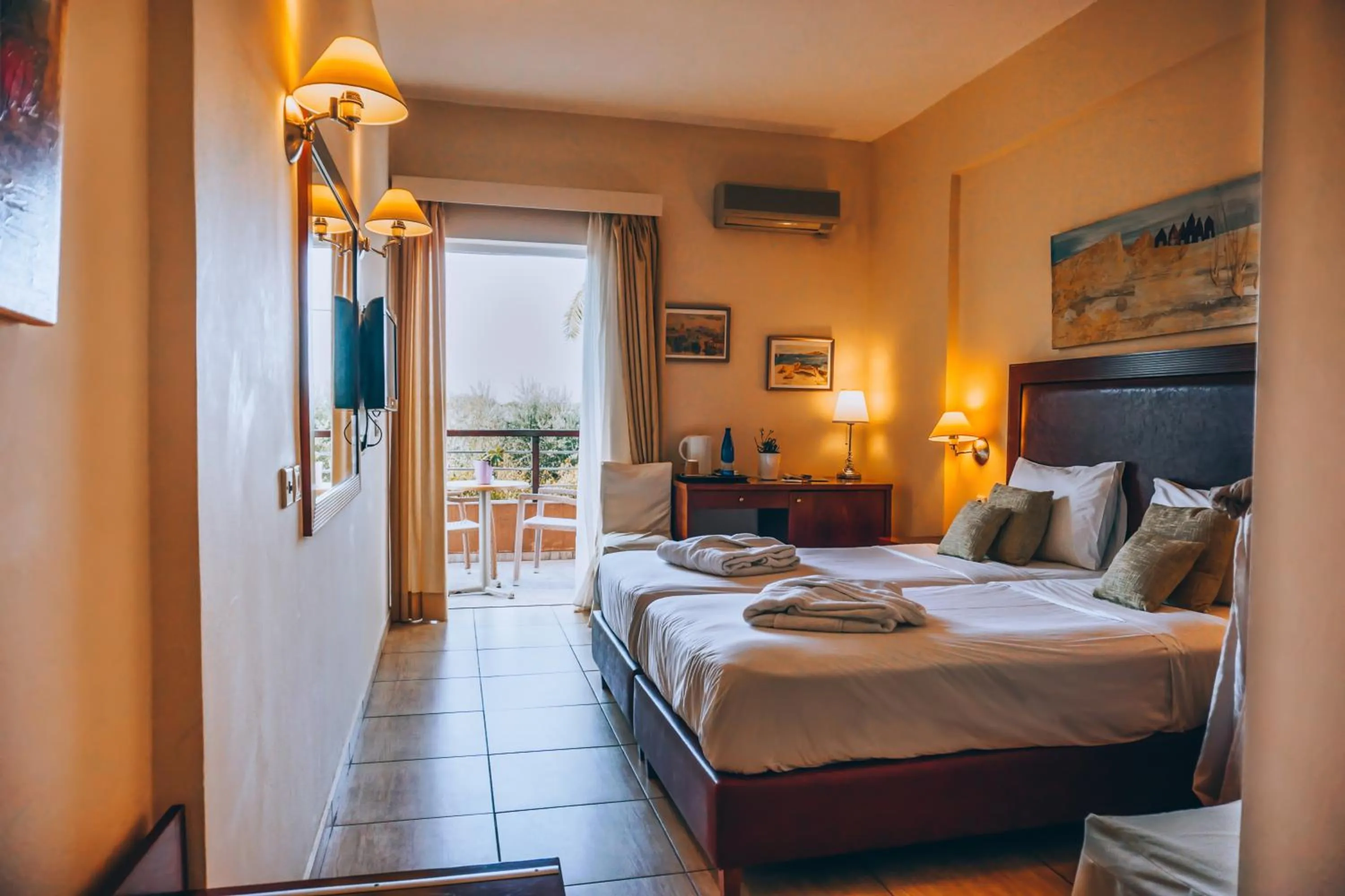 Photo of the whole room, Bed in Apollo Resort Art Hotel