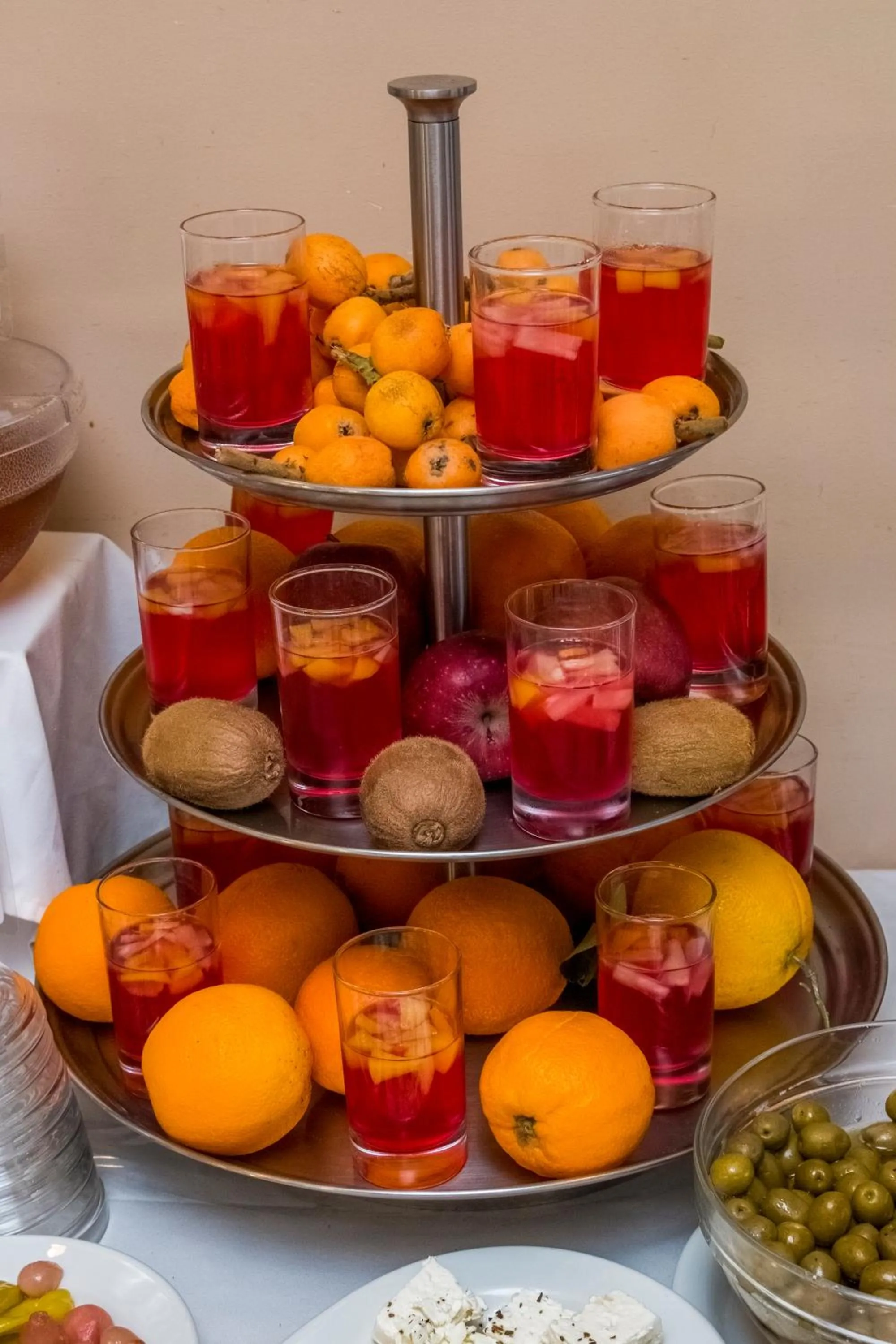 Food and drinks in Apollo Resort Art Hotel