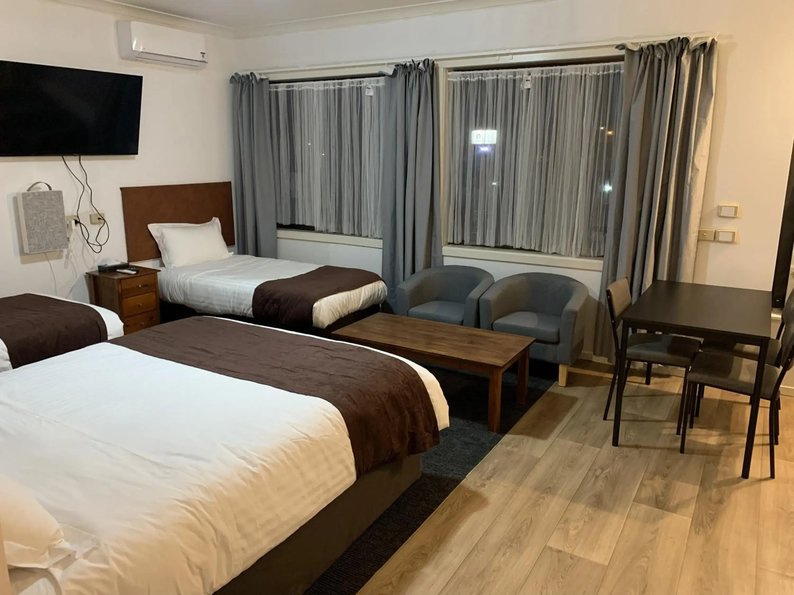 Comfort Triple Room in The Reserve Hotel Comfort Triple Room in The Reserve Hotel