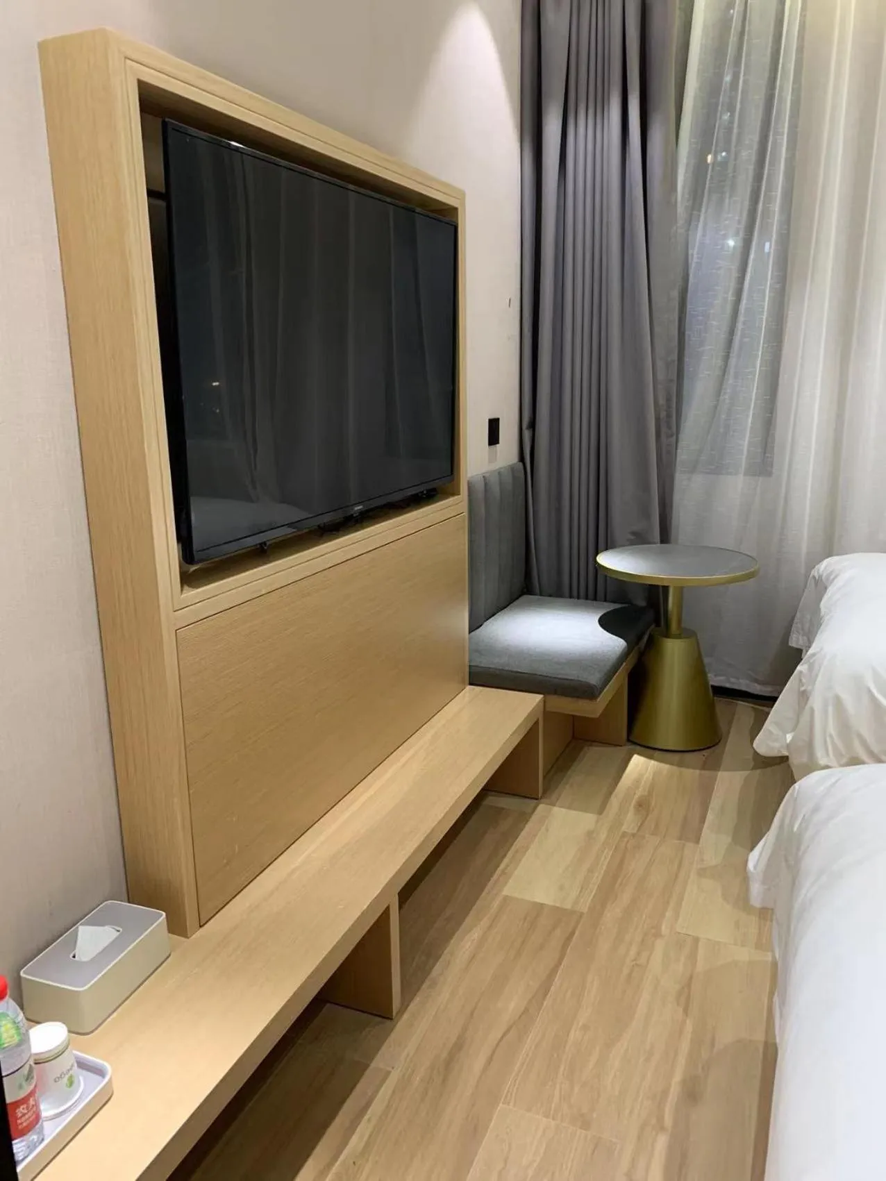 Bed in Meego Smart Select Hotel