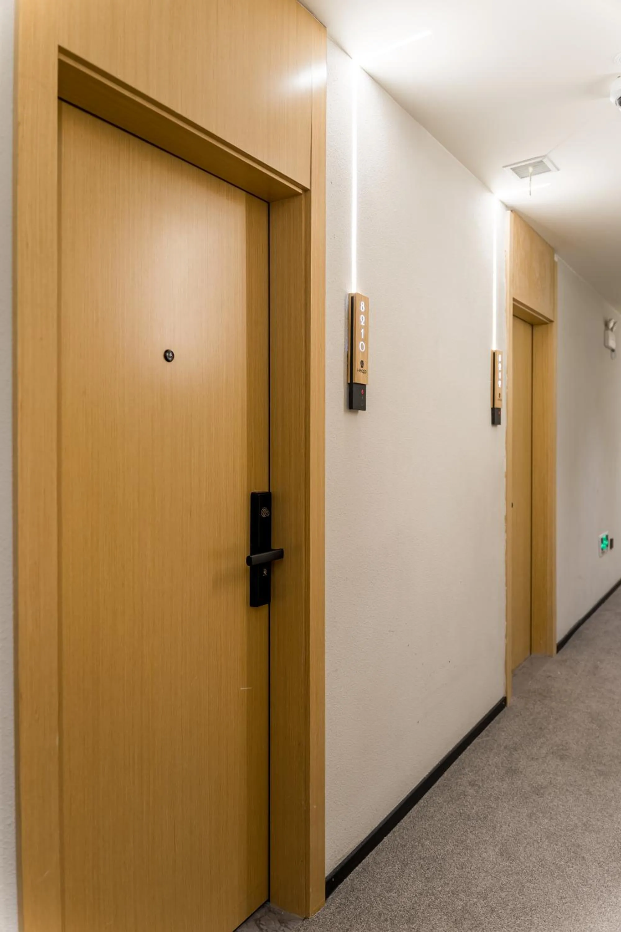 Meego Smart Select Hotel