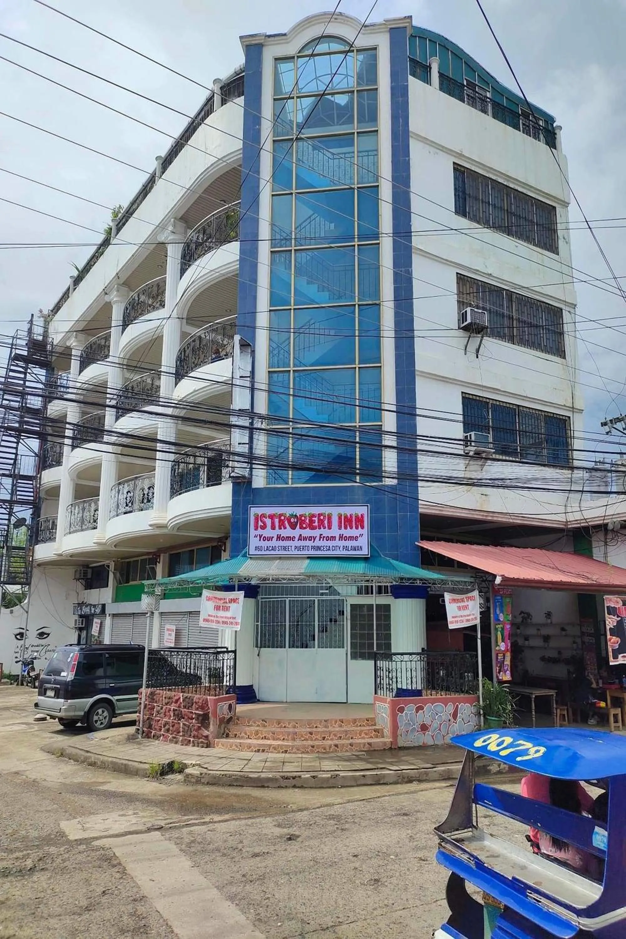 Property building in Istroberi Inn Palawan near Airport