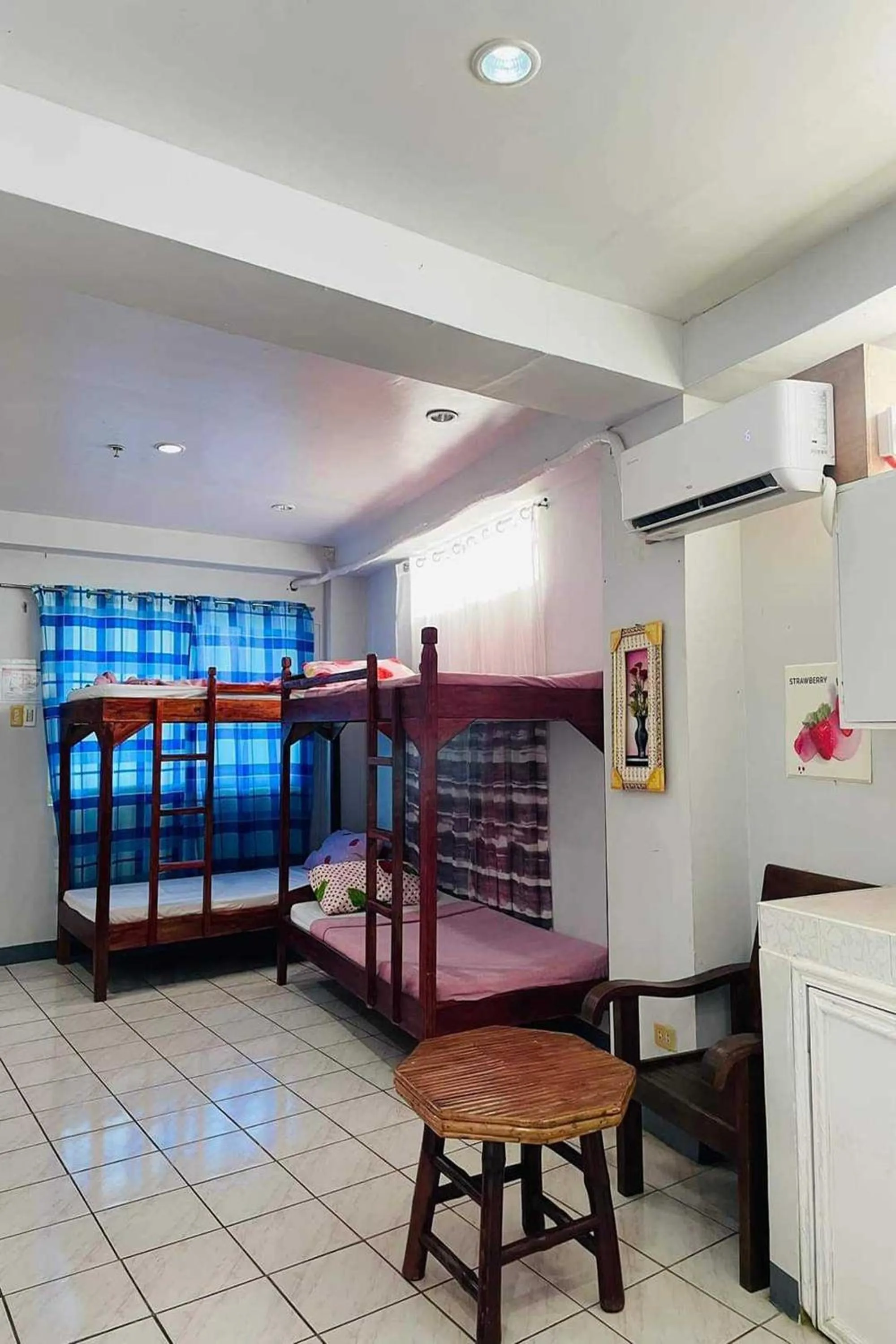 Bed in Istroberi Inn Palawan near Airport