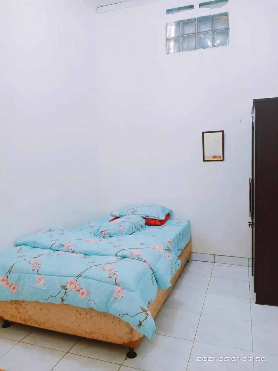 Bed in Kost Griya Asri by ecommerceloka