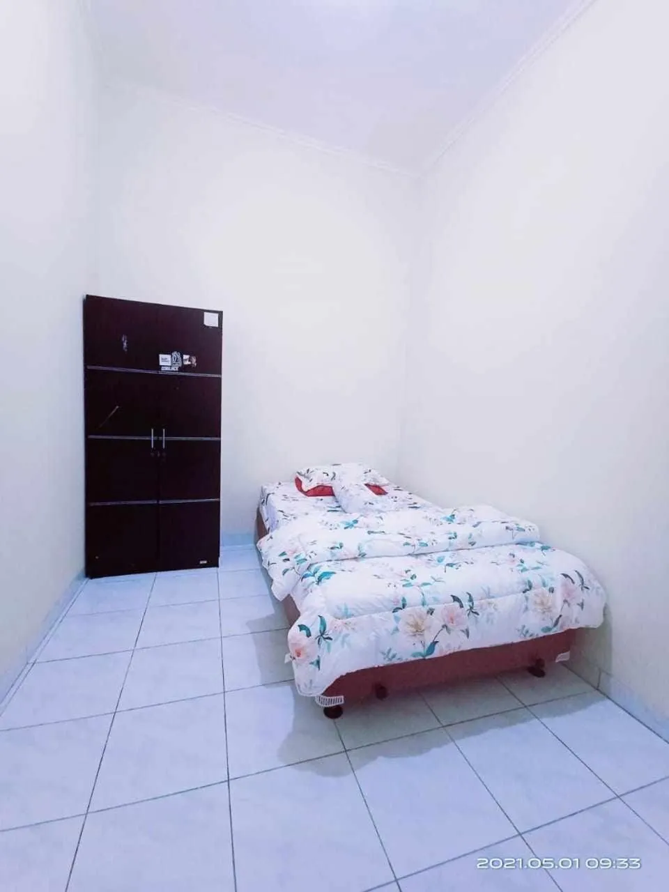 Bed in Kost Griya Asri by ecommerceloka