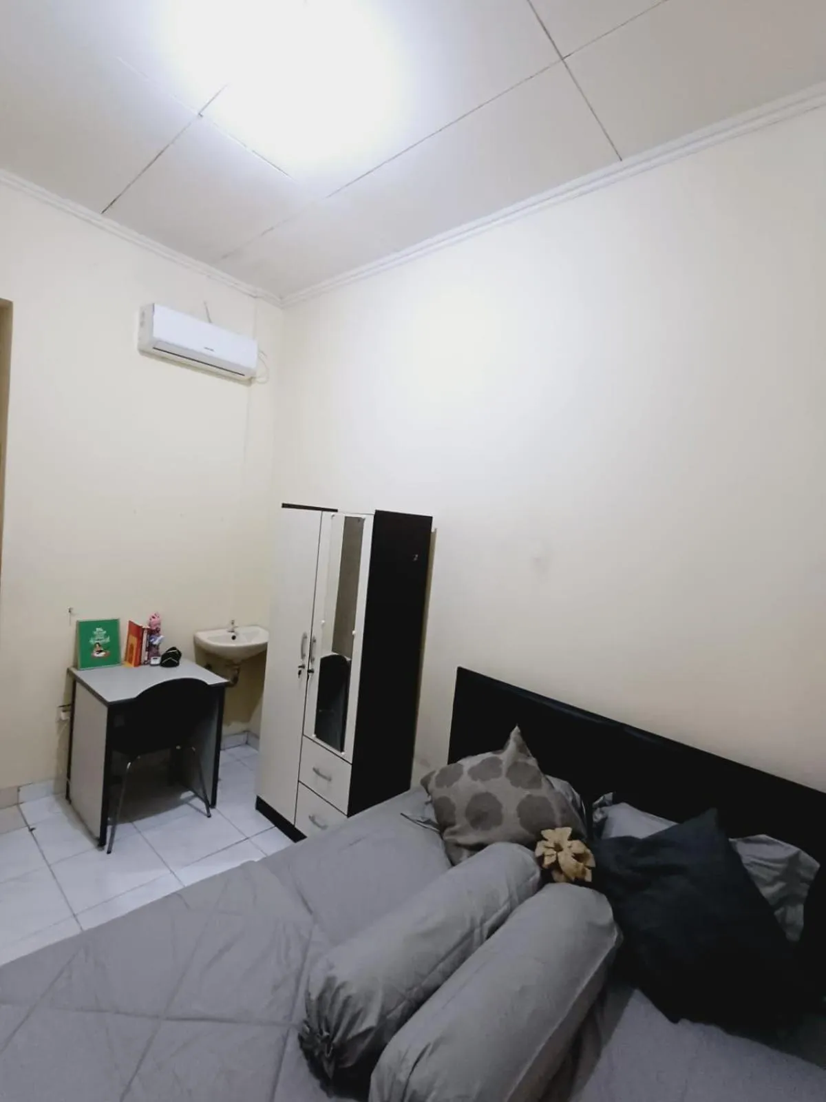 Bed in Kost Griya Asri by ecommerceloka