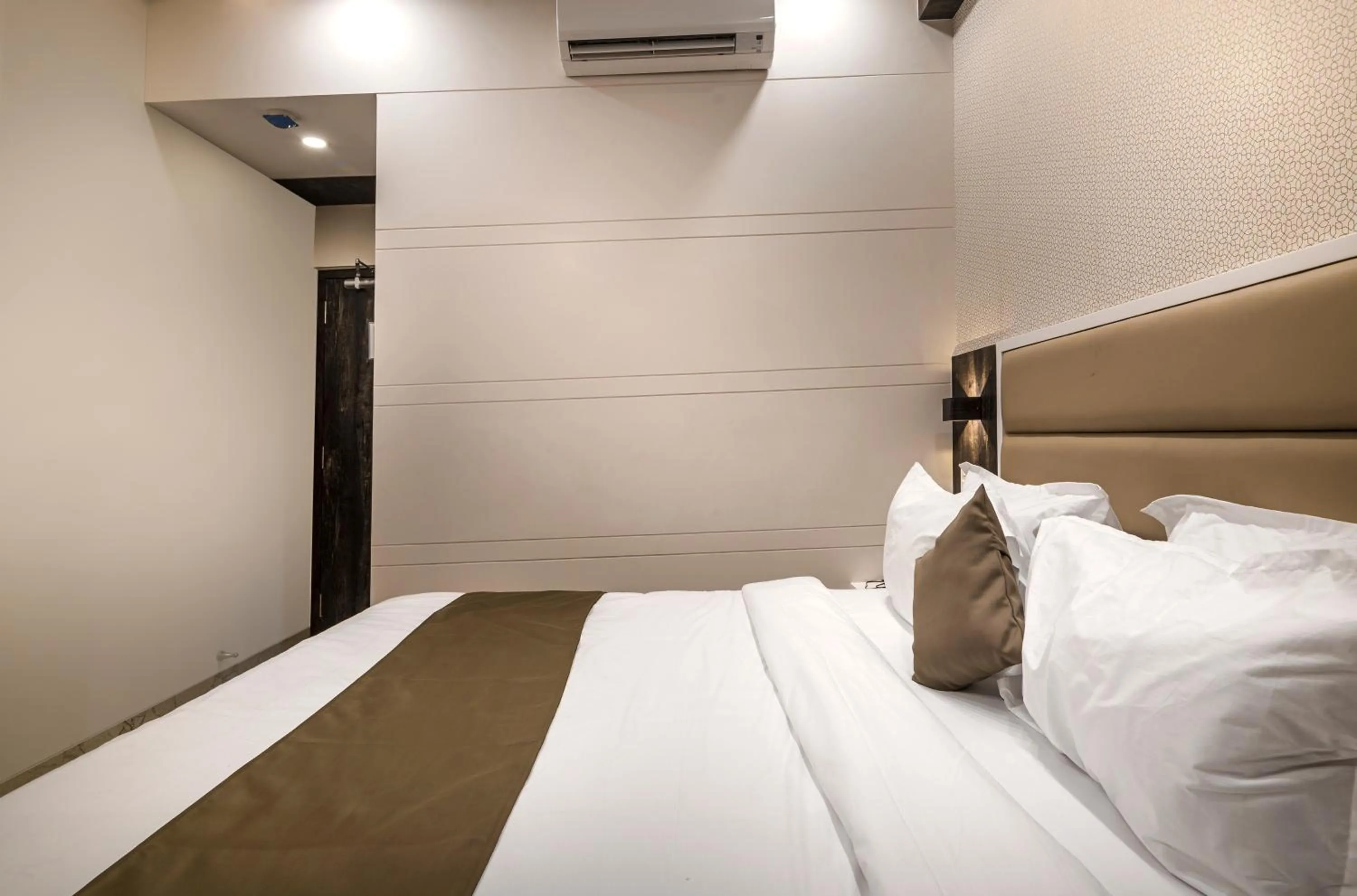 Bedroom, Bed in Hotel Royal Treat Surat