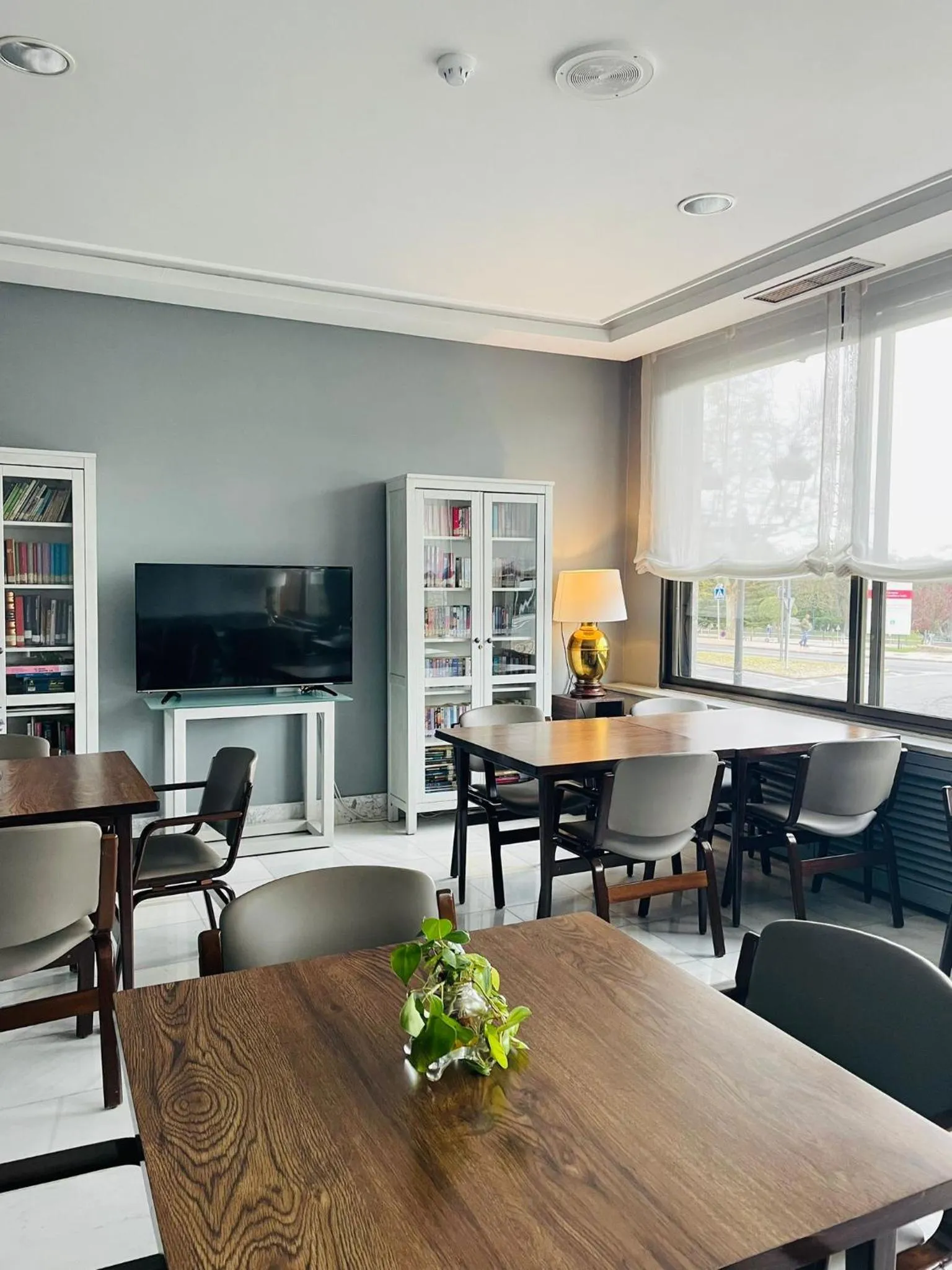 Communal lounge/ TV room in Hotel Don Carmelo