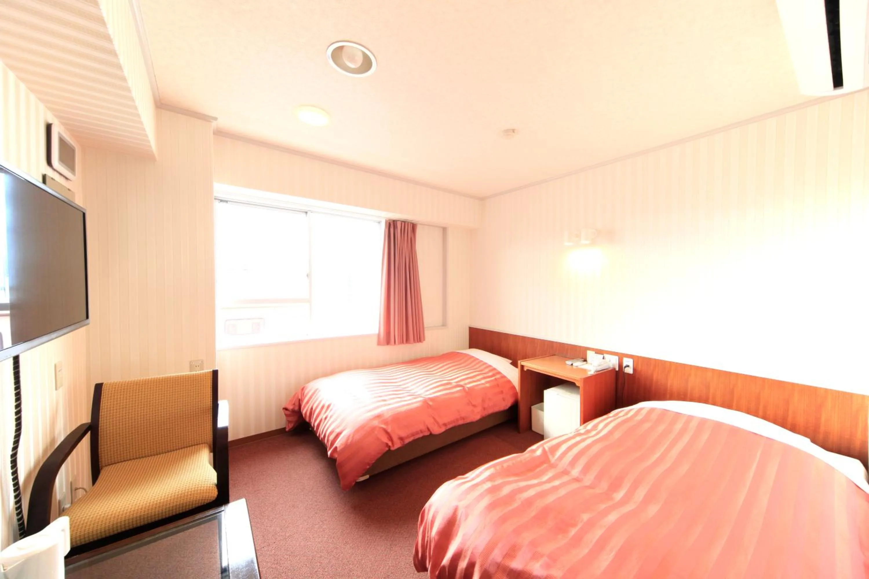 Photo of the whole room, Bed in Nagano Daiichi Hotel
