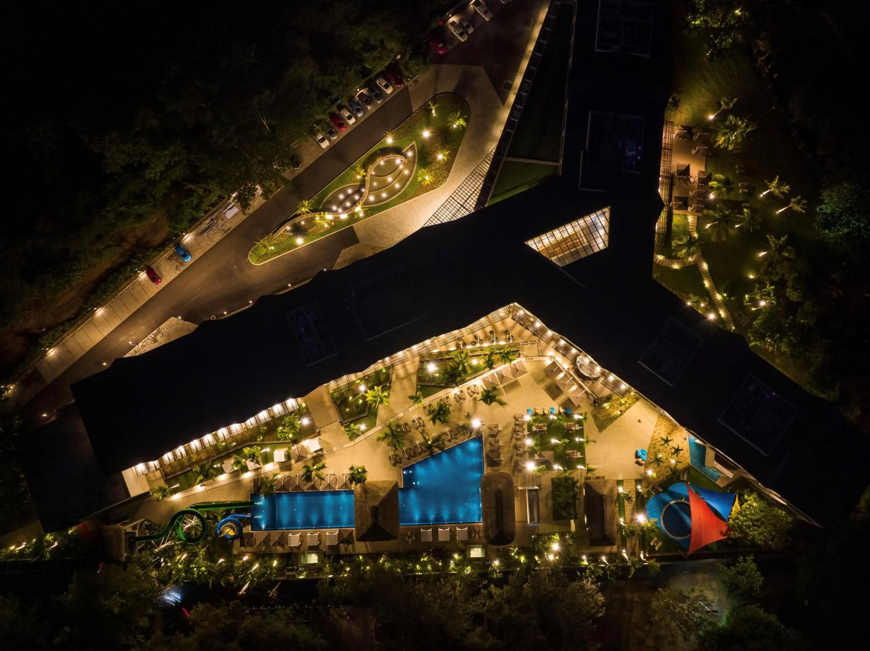 Night in Ocean's Creek Beach Hotel