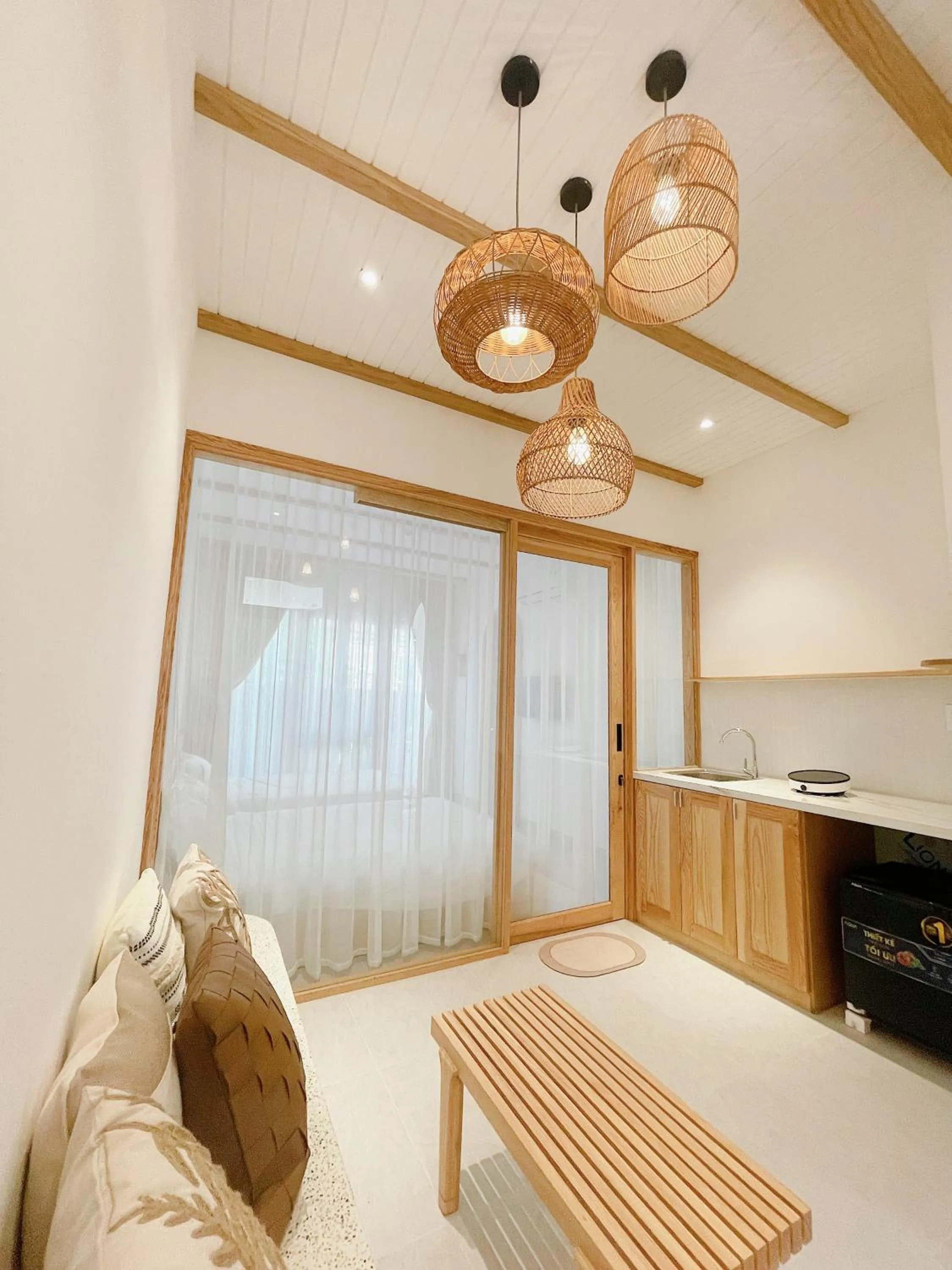 Kitchen or kitchenette in Baphu Beachwalk Apartment - 5 min walk to My Khe beach