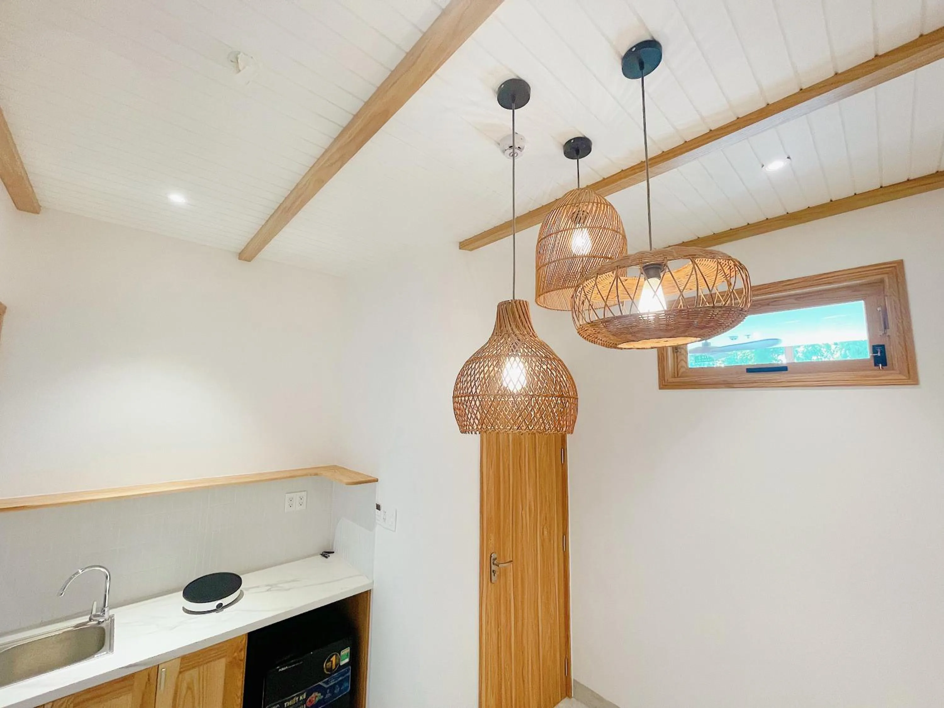 Seating area in Baphu Beachwalk Apartment - 5 min walk to My Khe beach