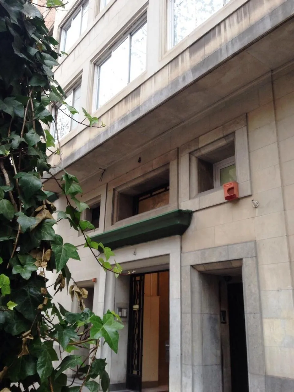 Property building in AinB B&B Eixample-Muntaner