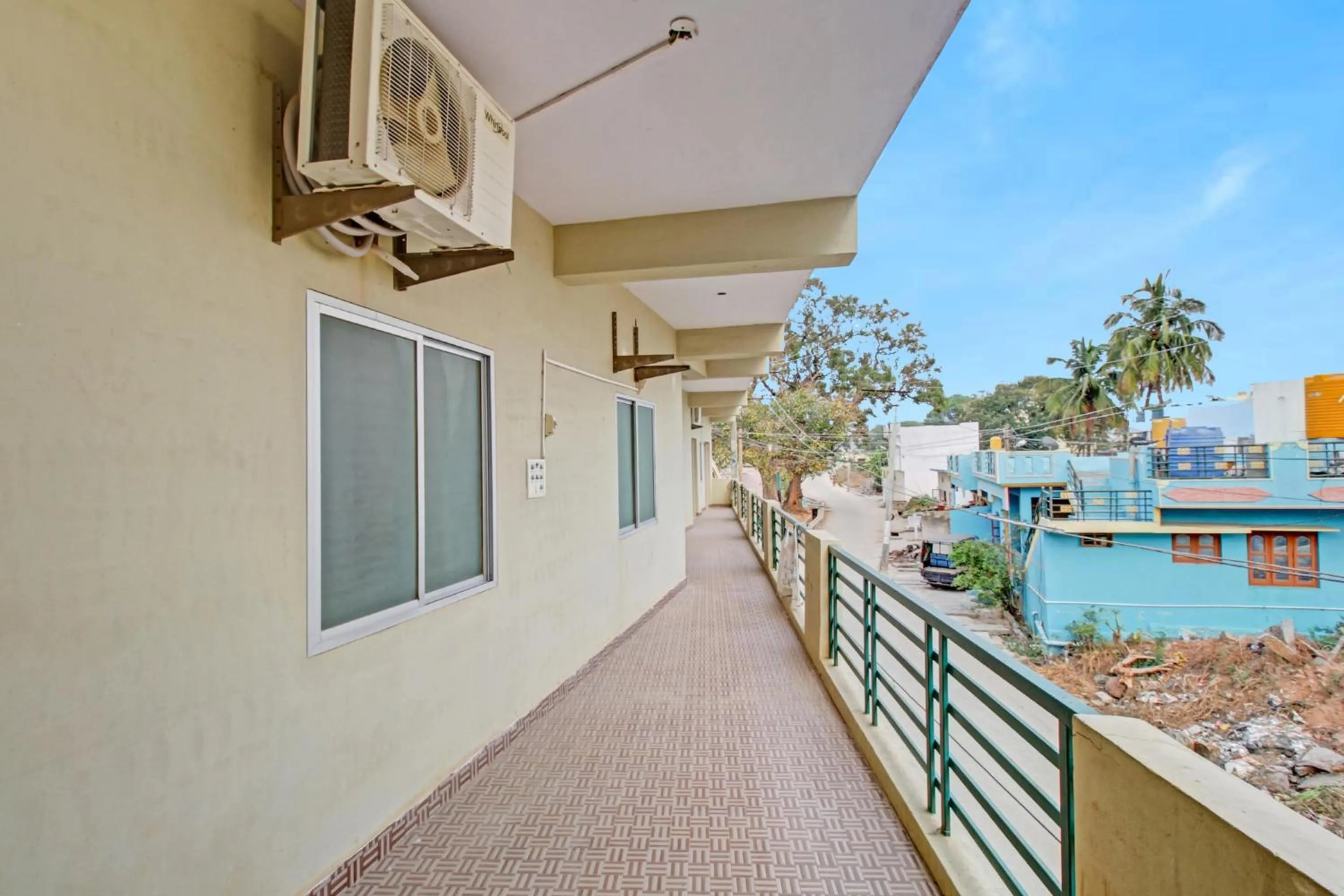 Facade/entrance in Hotel O New Mayuri Lodge