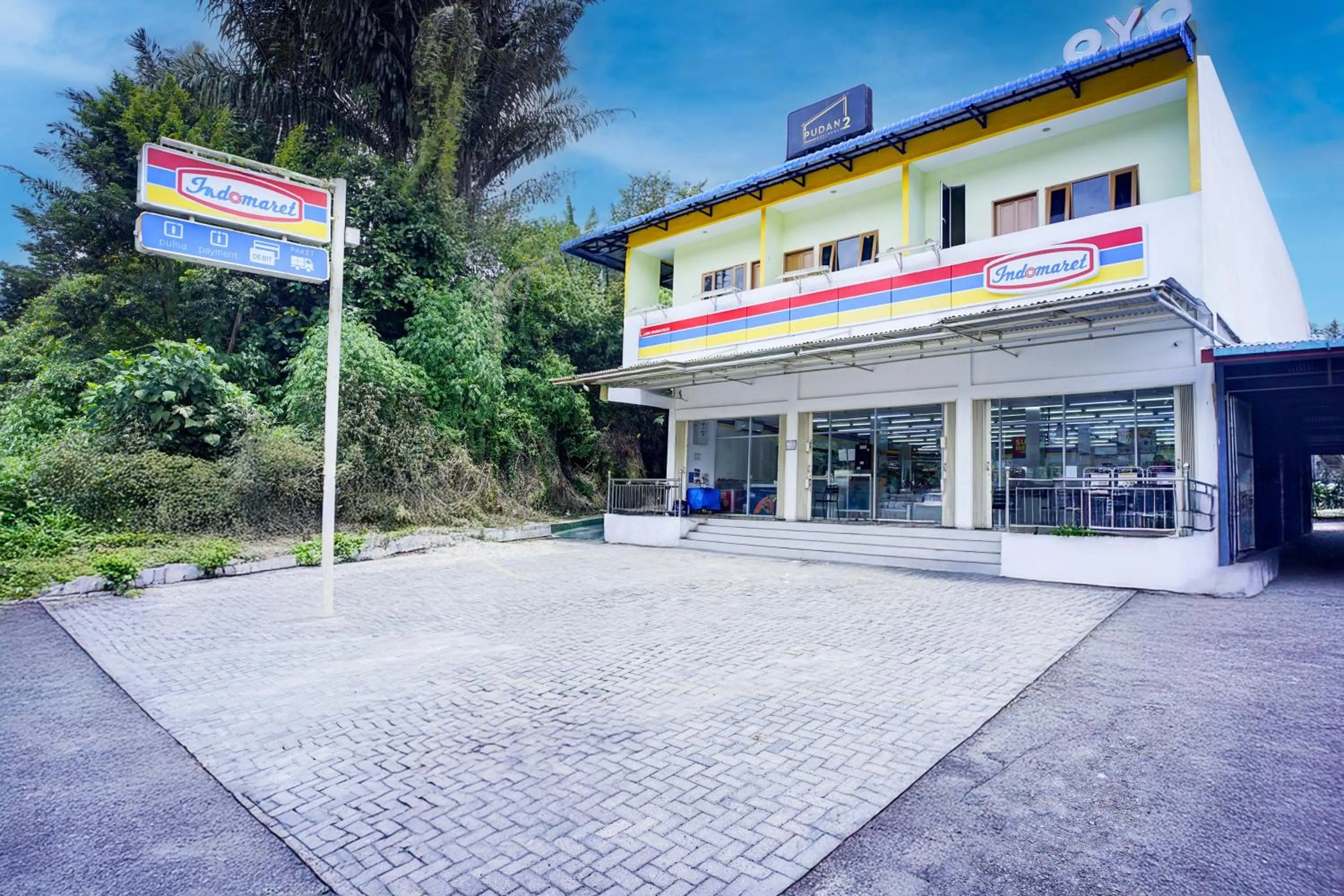 Facade/entrance in Hotel O Parapat Near Dermaga Ajibata Formerly Pudan Residence 2