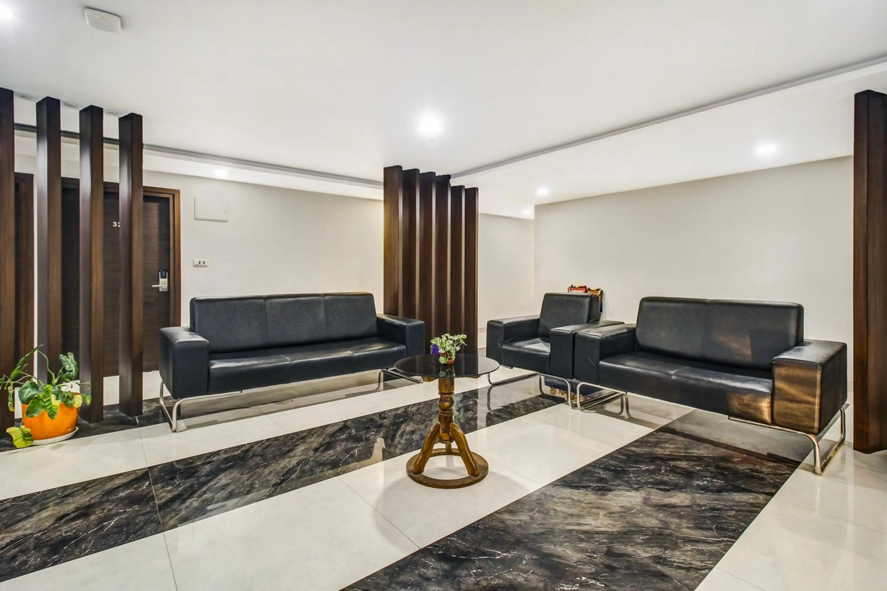 Hotel O D Suites
