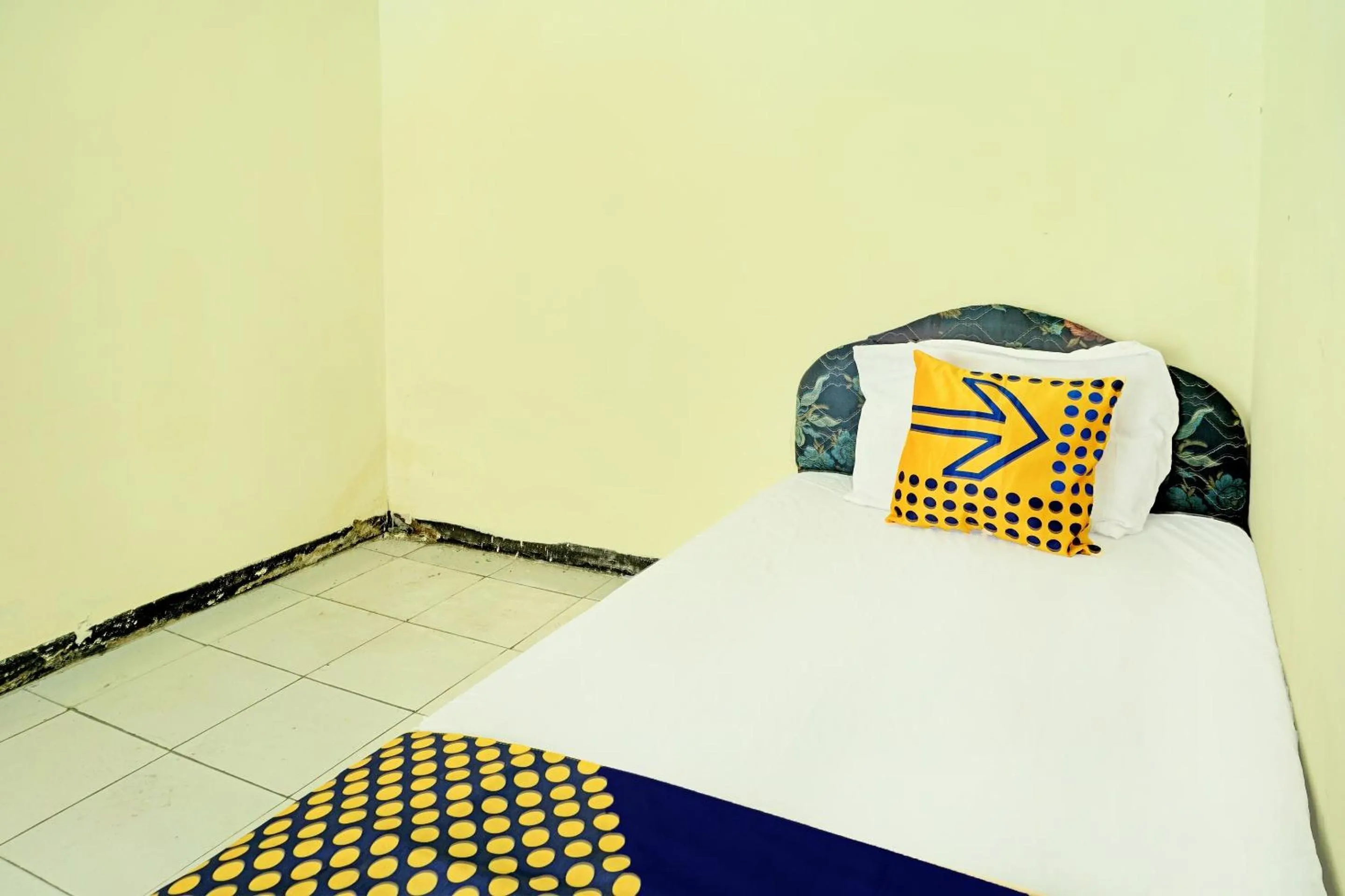 Bedroom, Bed in Hotel O Dhaha Penginapan House Syariah