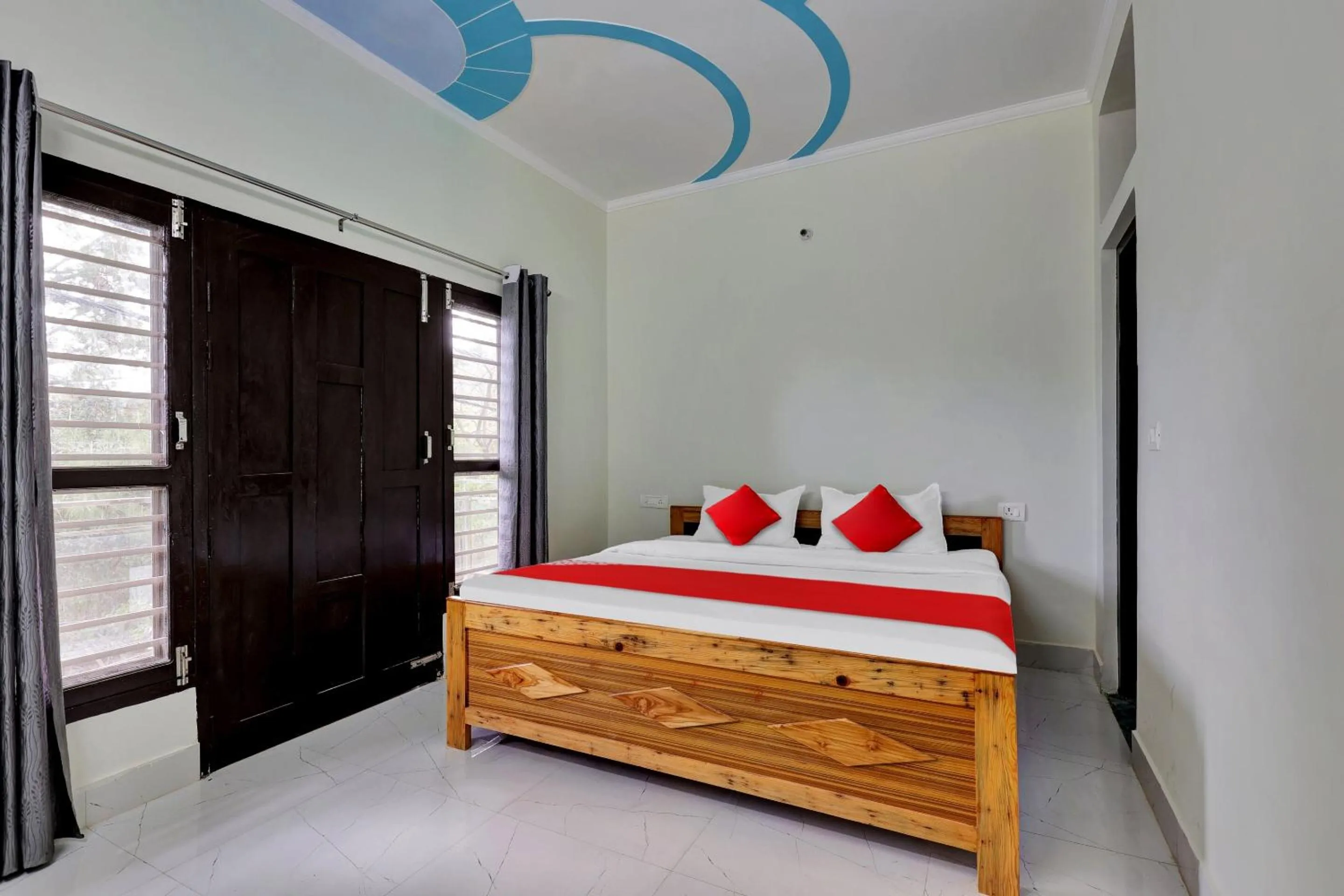 Bedroom, Bed in Hotel O by OYO MOUNTAIN