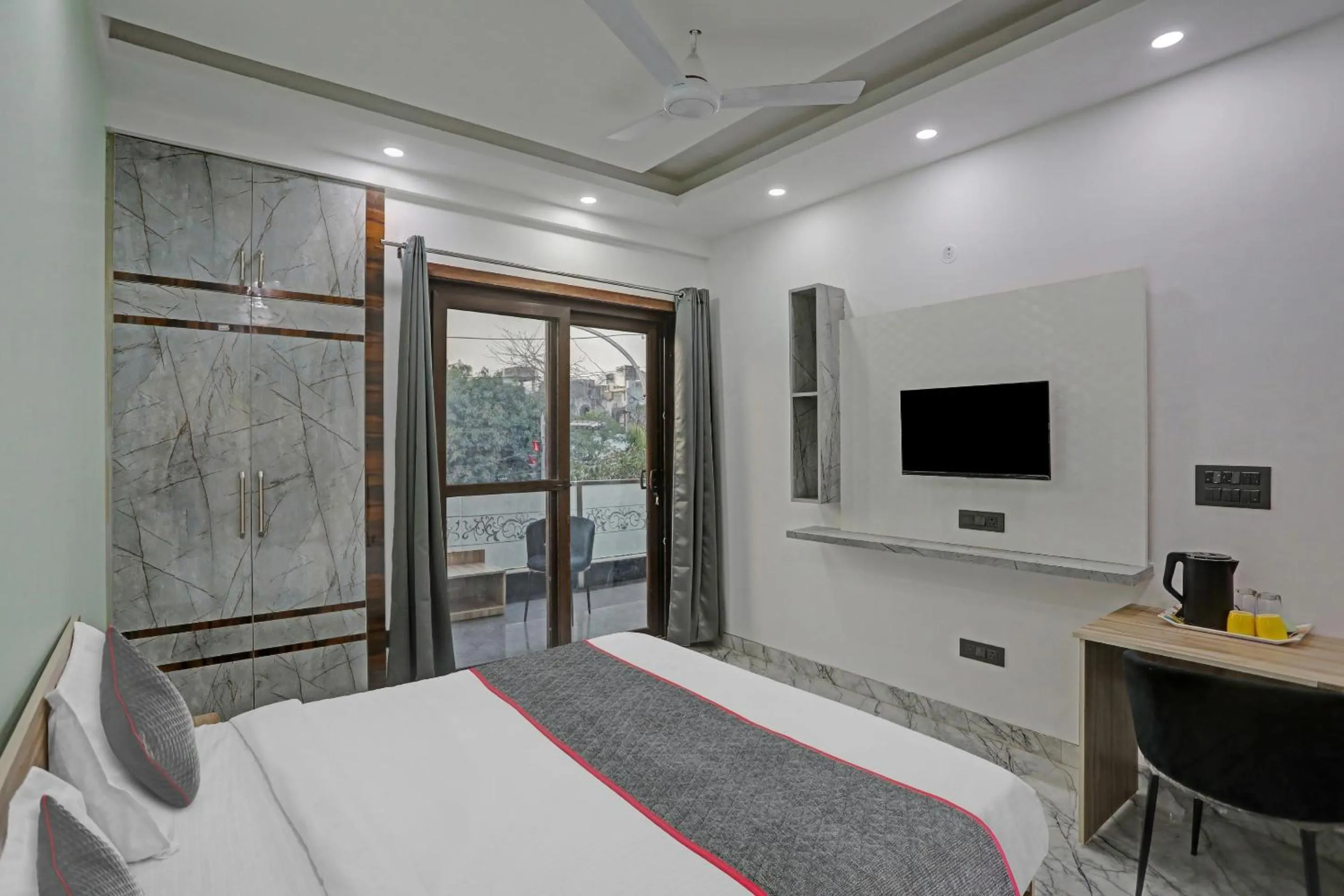 Bedroom, Bed in Townhouse Xanthe - Boutique Hotel