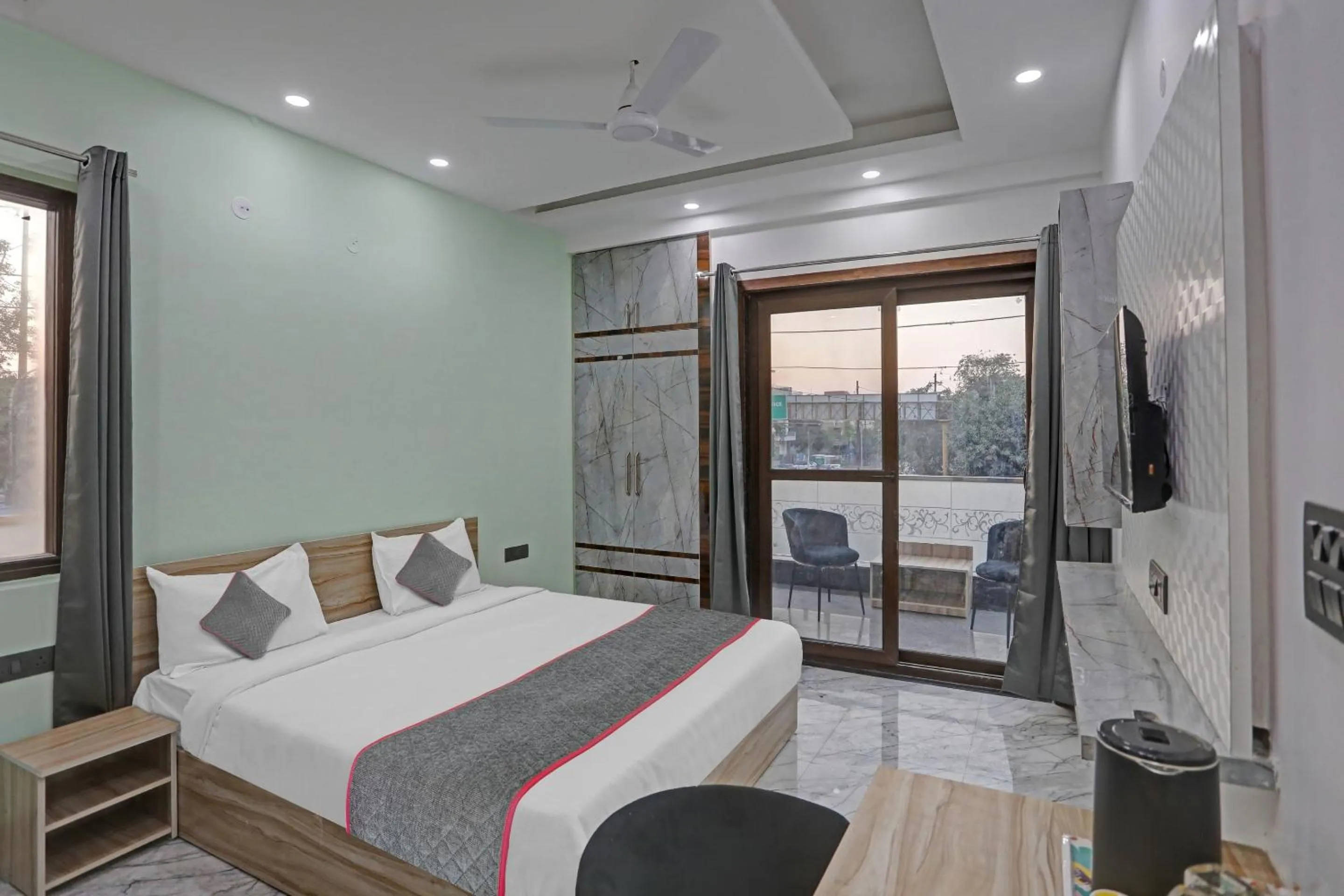 Bedroom, Bed in Townhouse Xanthe - Boutique Hotel