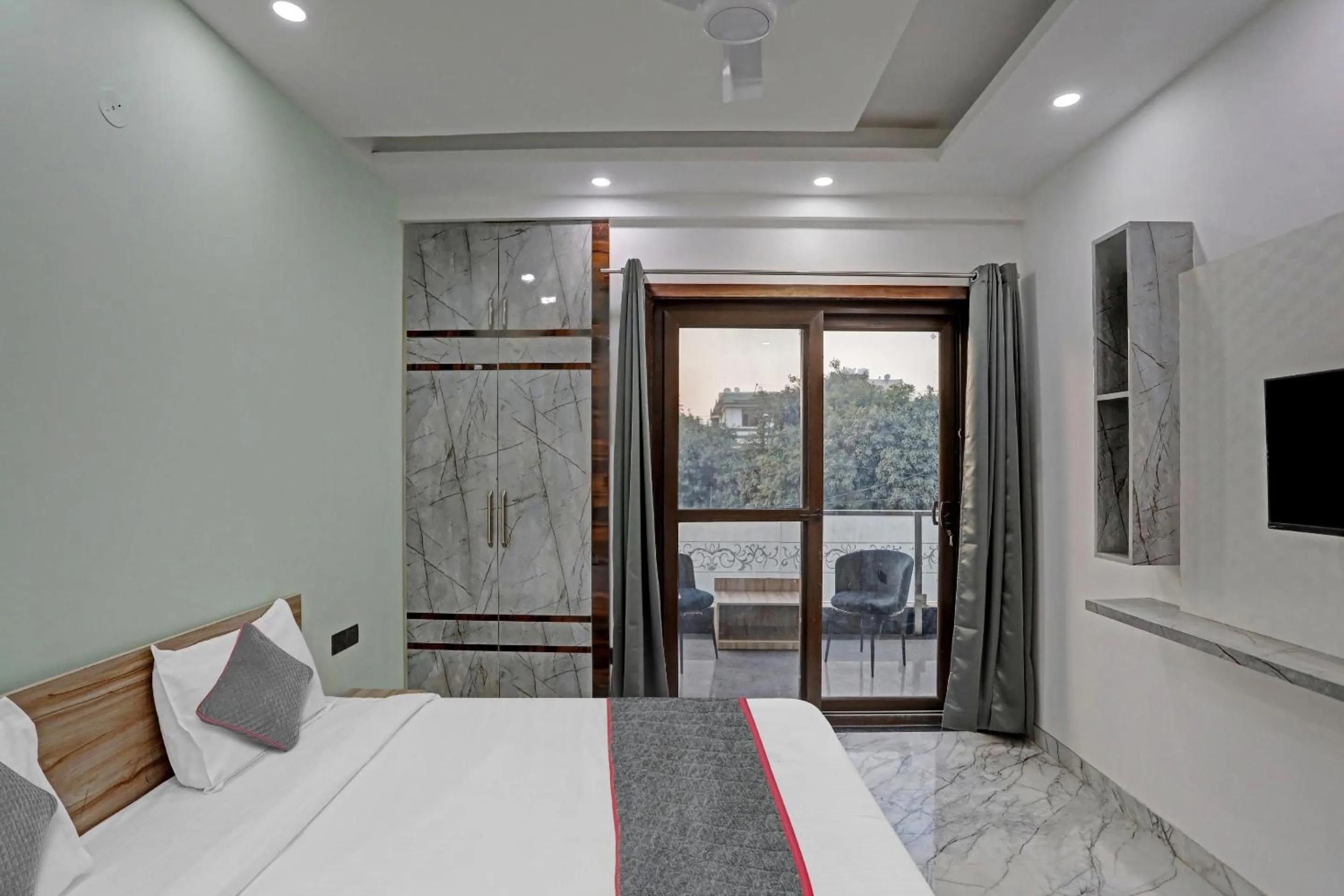 Bedroom, Bed in Townhouse Xanthe - Boutique Hotel