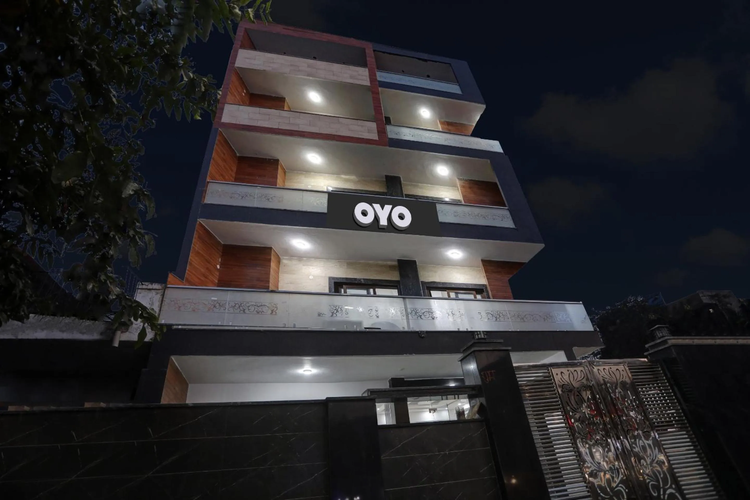 Facade/entrance in Townhouse Xanthe - Boutique Hotel