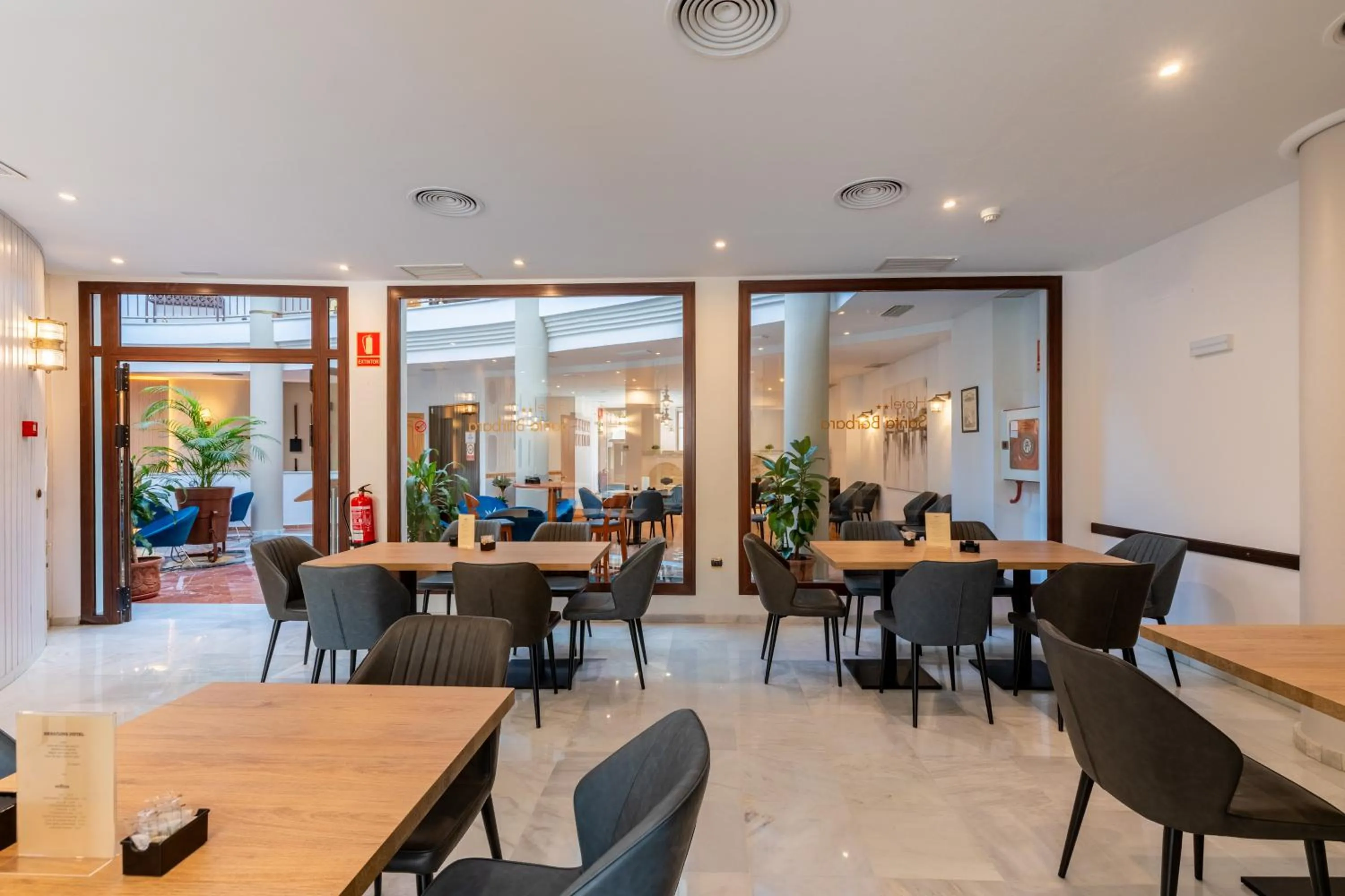 Lounge or bar in HOTEL HACIENDA SANTA BARBARA