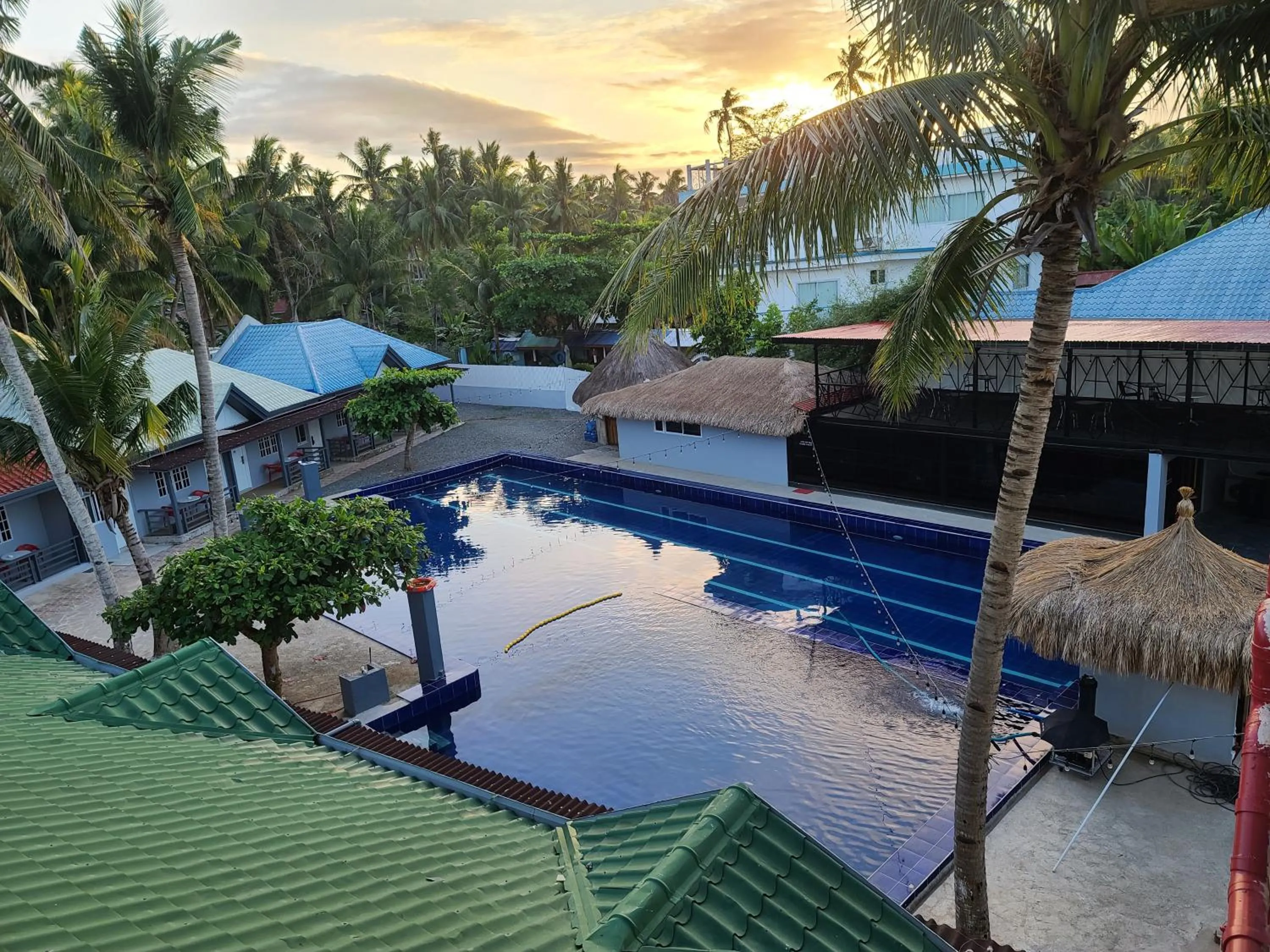 Property building in 버진 아일랜드 리조트 Virgin Island Resort Restaurant & Spa