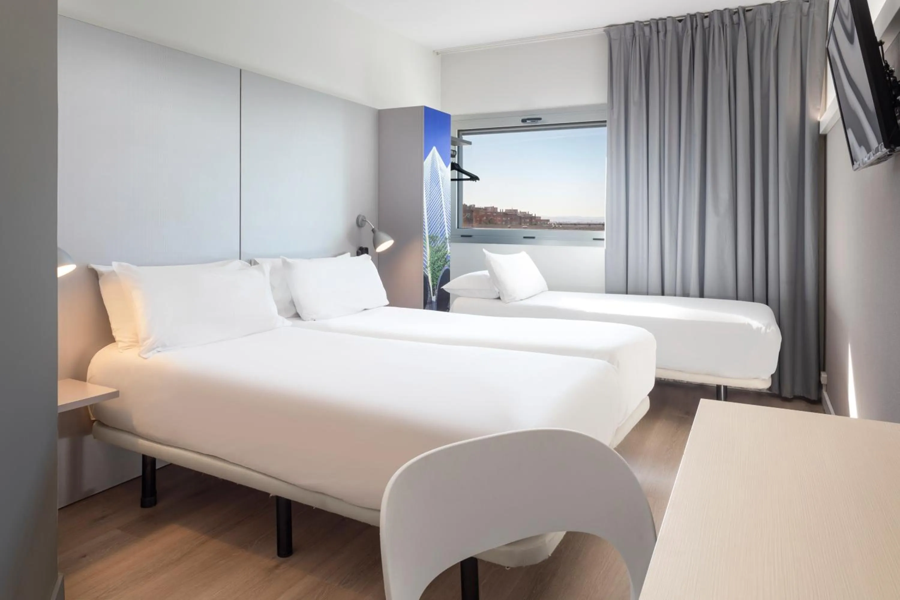 Bed in B&B HOTEL Valencia Aeropuerto