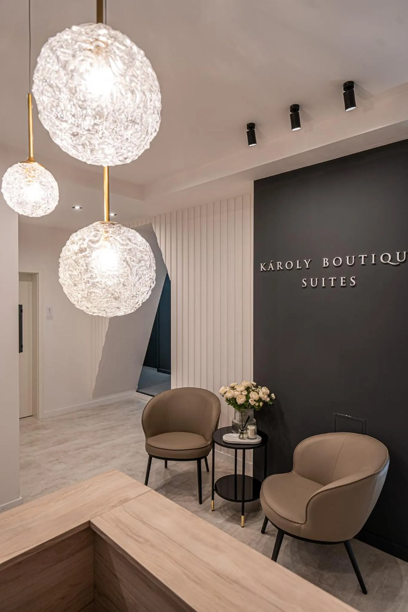 Lobby or reception in Karoly Boutique Suites, Best Location by BQA