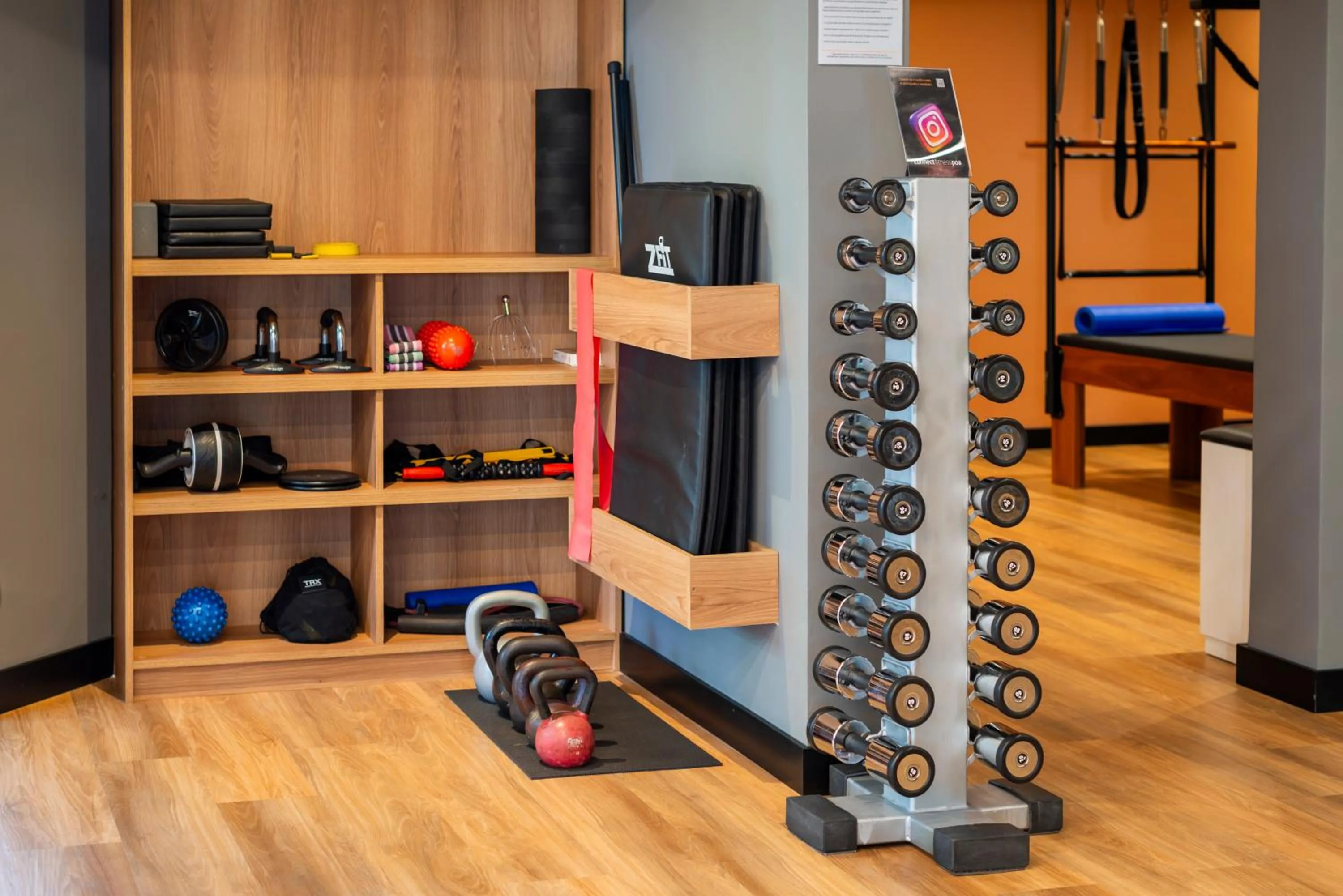 Fitness centre/facilities in Manhattan Porto Alegre by Mercure - 5 minutos do Hospital Moinhos de Vento