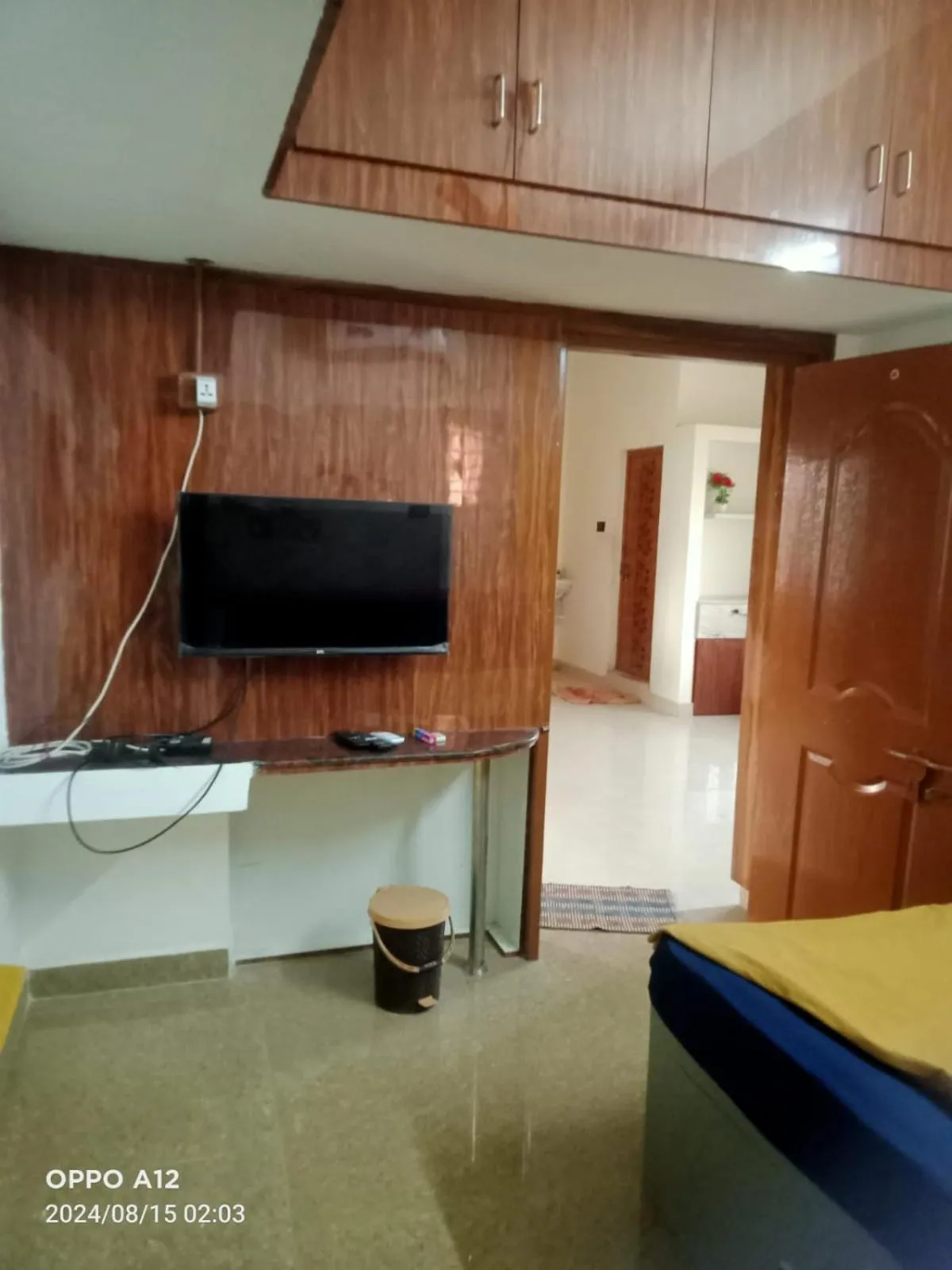 TV and multimedia in ASSHAPPYSTAYINN HOTEL