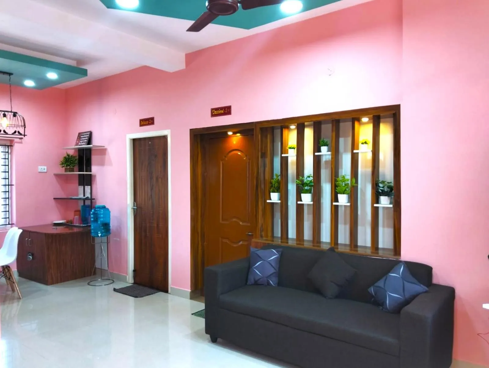 Living room in ASSHAPPYSTAYINN HOTEL