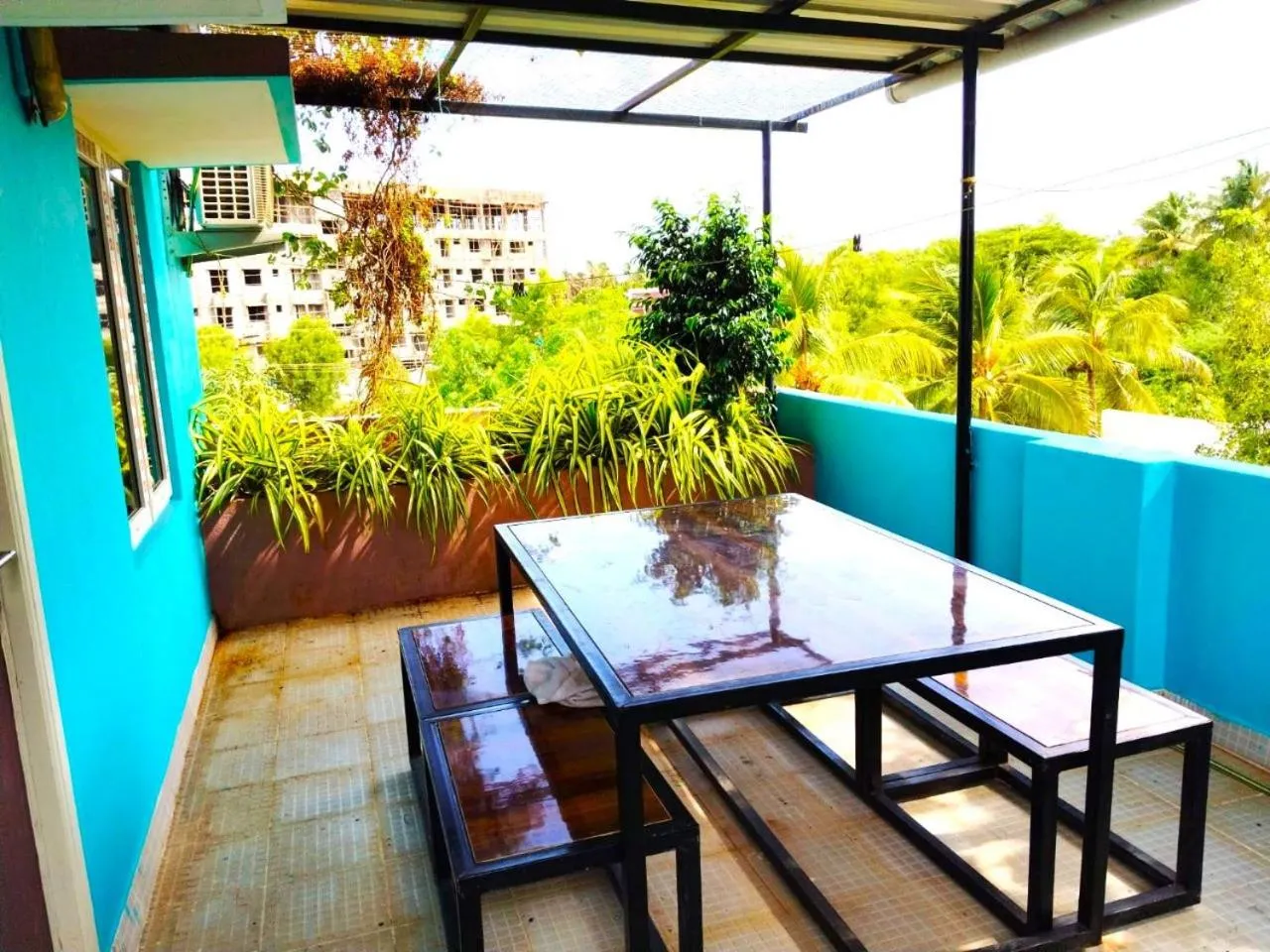 Garden view in ASSHAPPYSTAYINN HOTEL