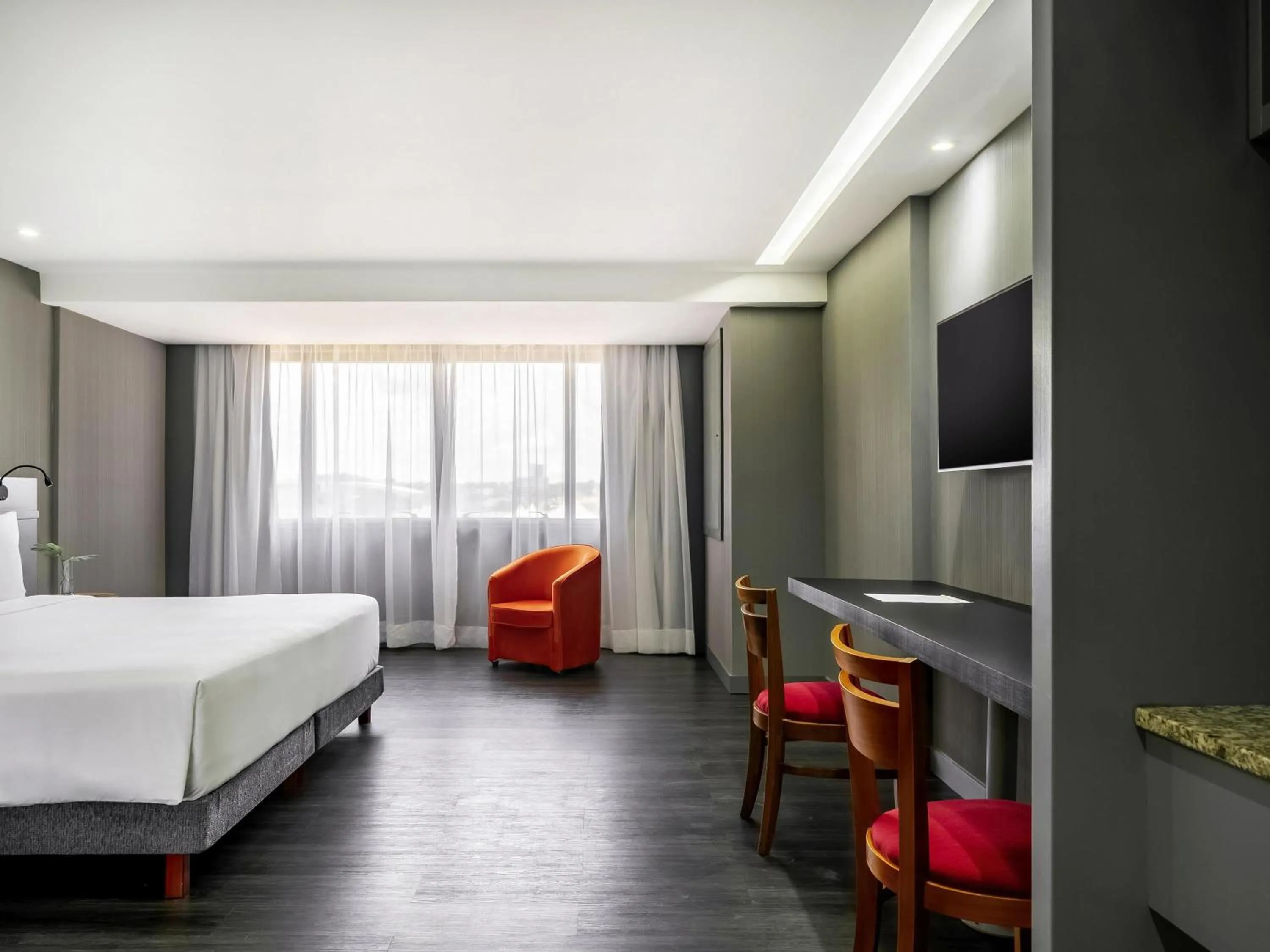 Bedroom, Bed in Grand Mercure Brasilia Eixo Monumental