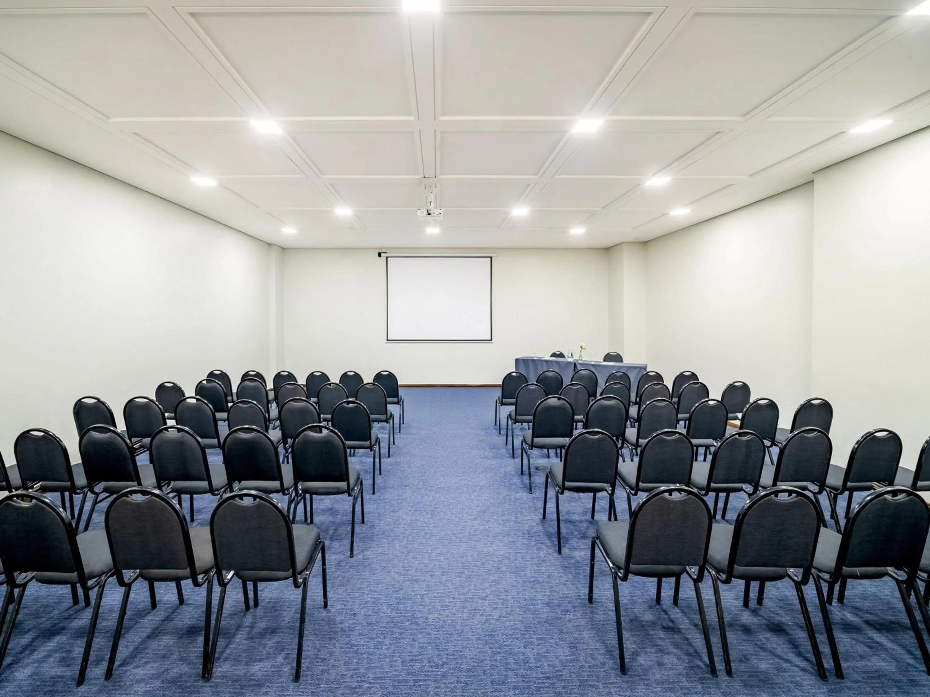 Meeting/conference room in Grand Mercure Brasilia Eixo Monumental