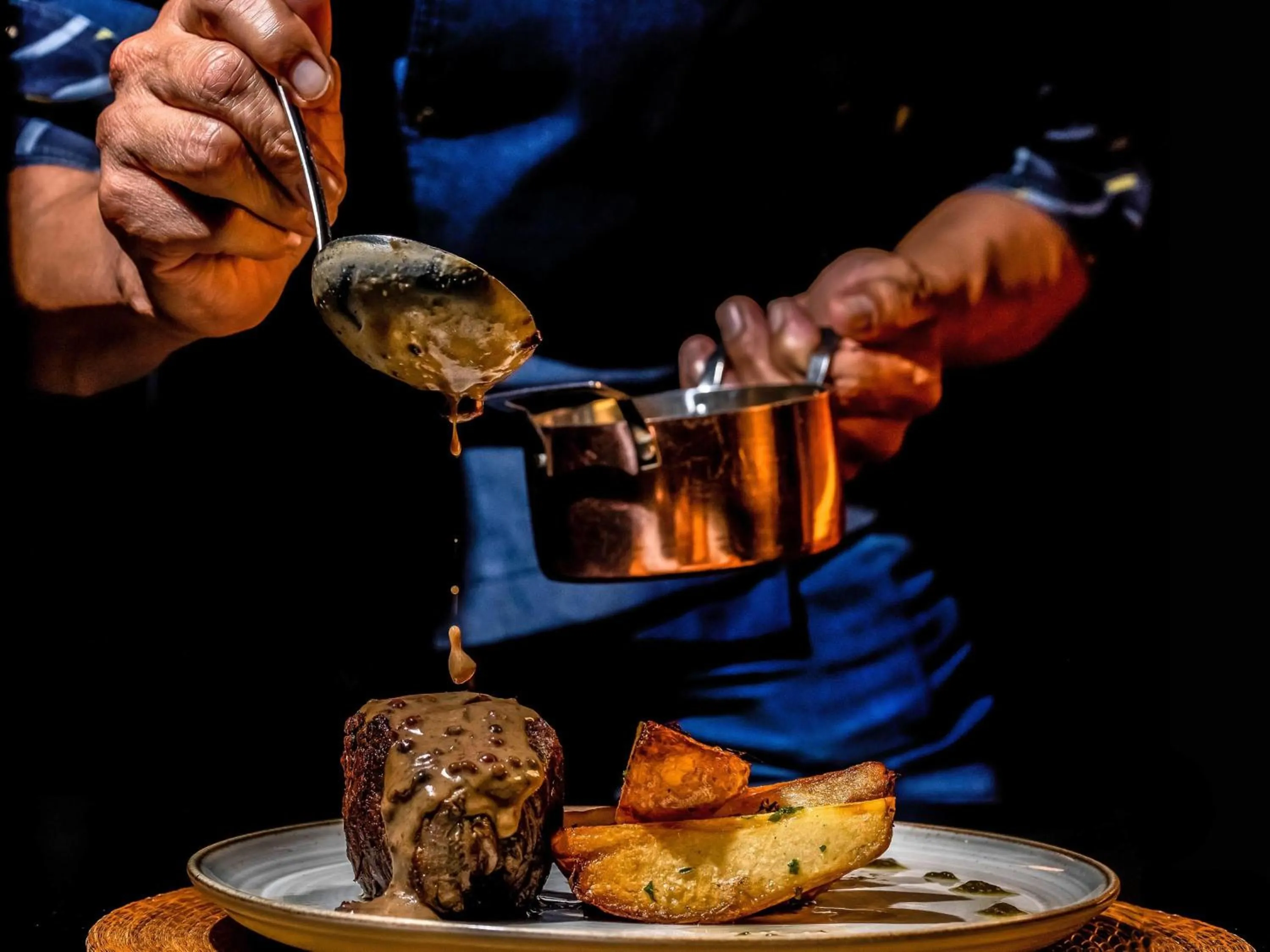 Restaurant/places to eat in Grand Mercure Brasilia Eixo Monumental