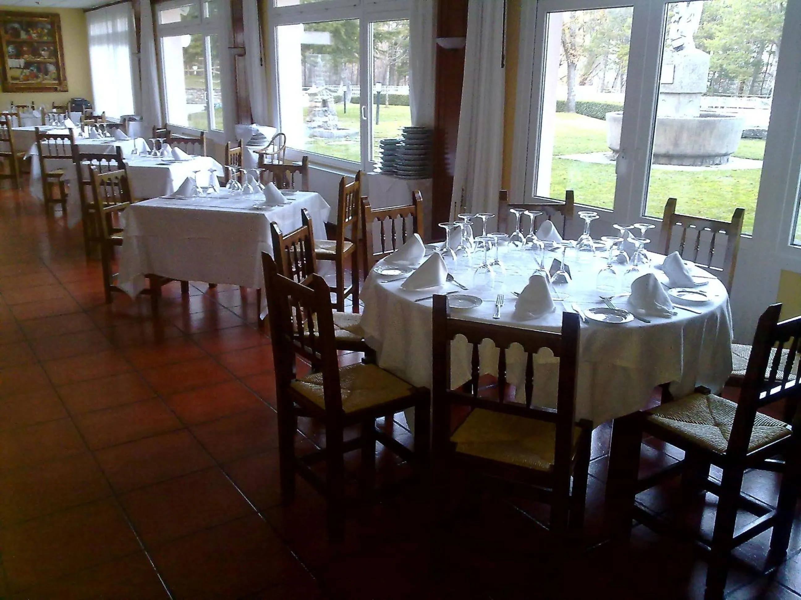 Restaurant/places to eat in Hotel La Pardina