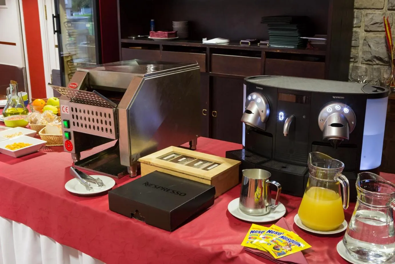 Food and drinks in Hotel La Pardina