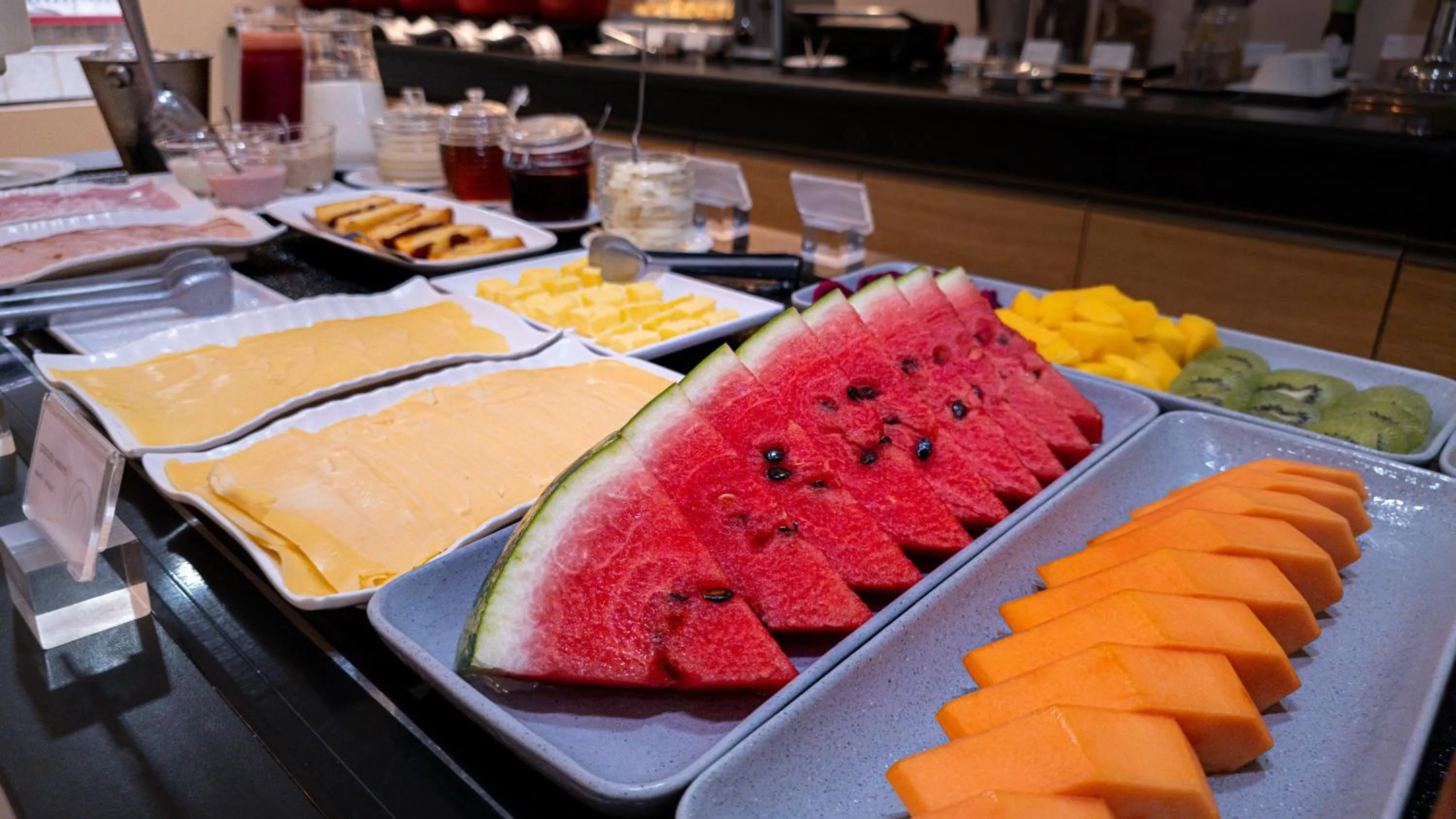 Restaurant/places to eat in Mercure Recife Navegantes